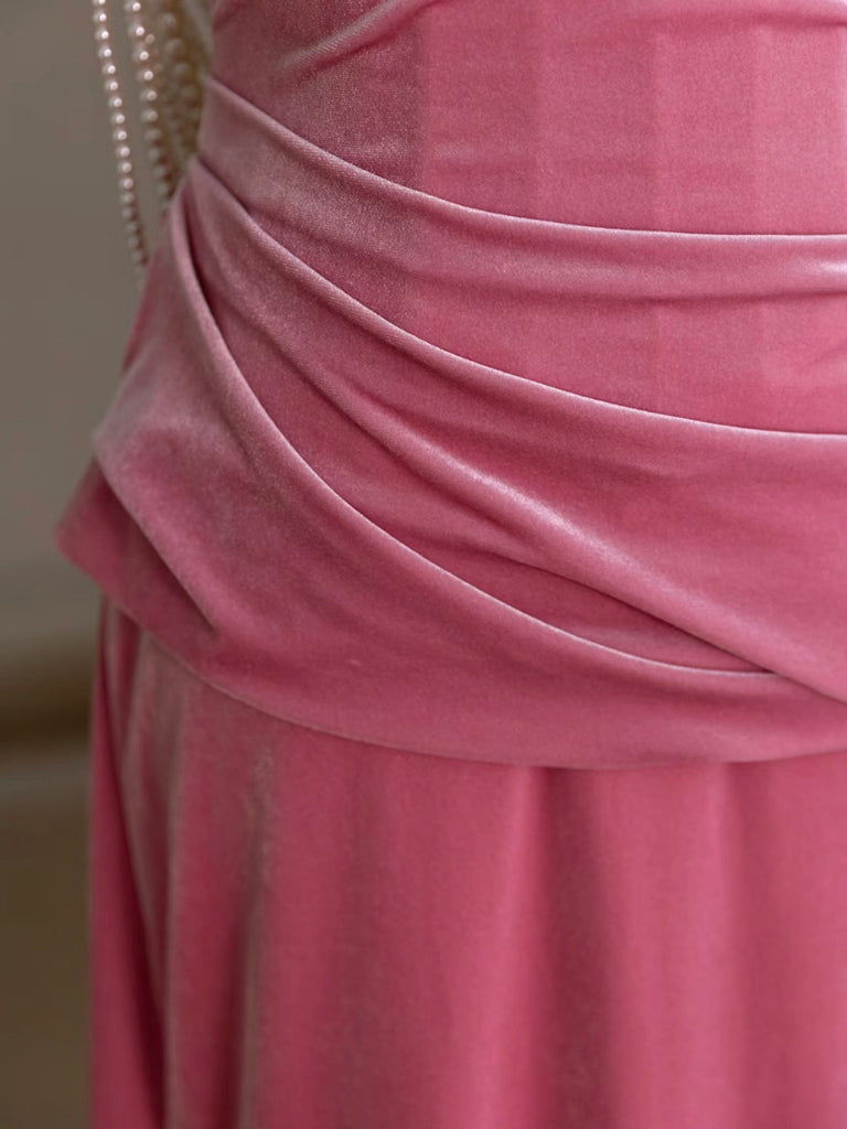 Elegant Mermaid Velvet Pink Long Prom Dress for Women - Formal Evening Gown for Homecoming, Ball, Quinceañera & Special Occasions