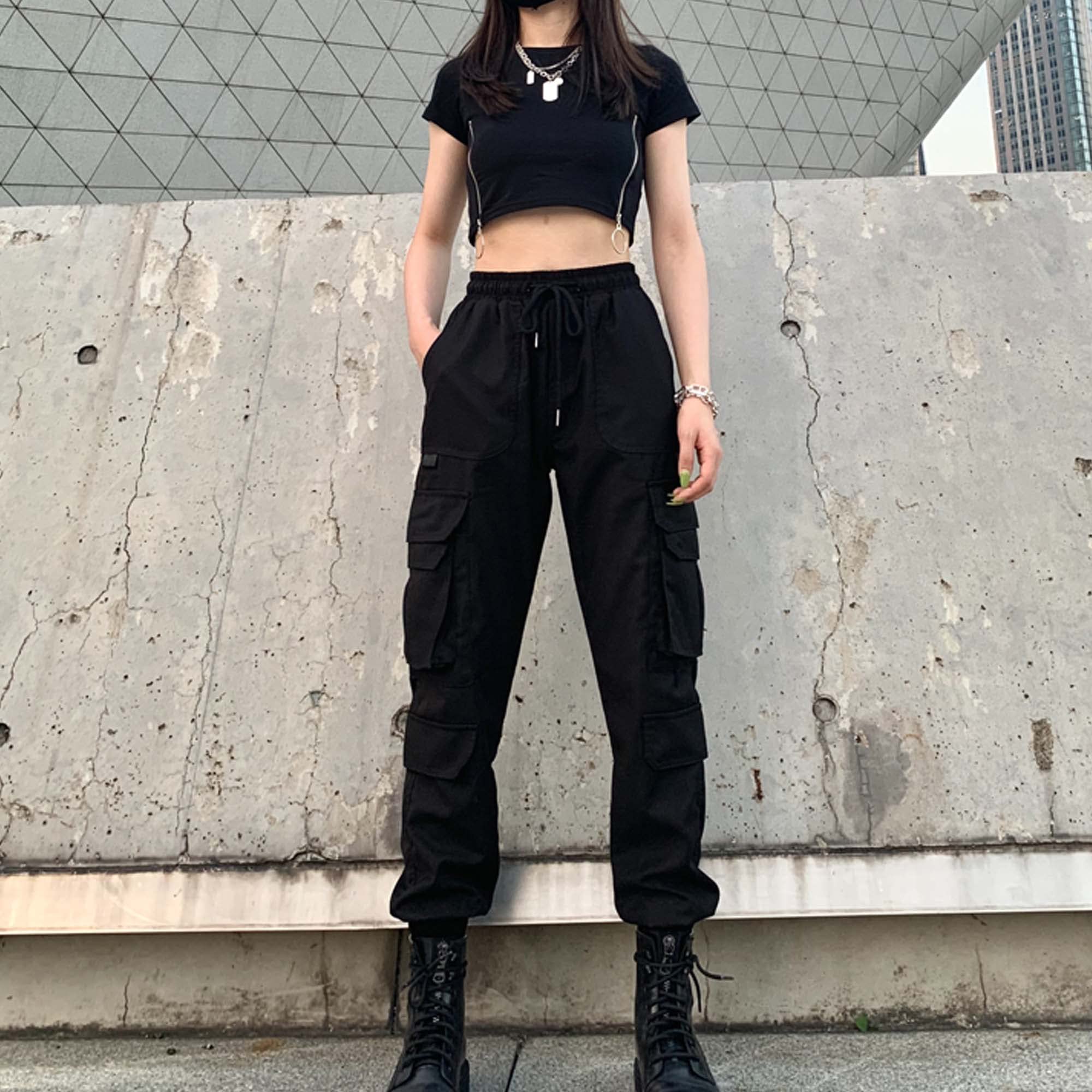 MEINVQIAOTI Women's Gothic Baggy Hip Hop Cargo Sweatpants - High Waist Multi-Pocket Black Joggers for Streetwear & Casual Outfits