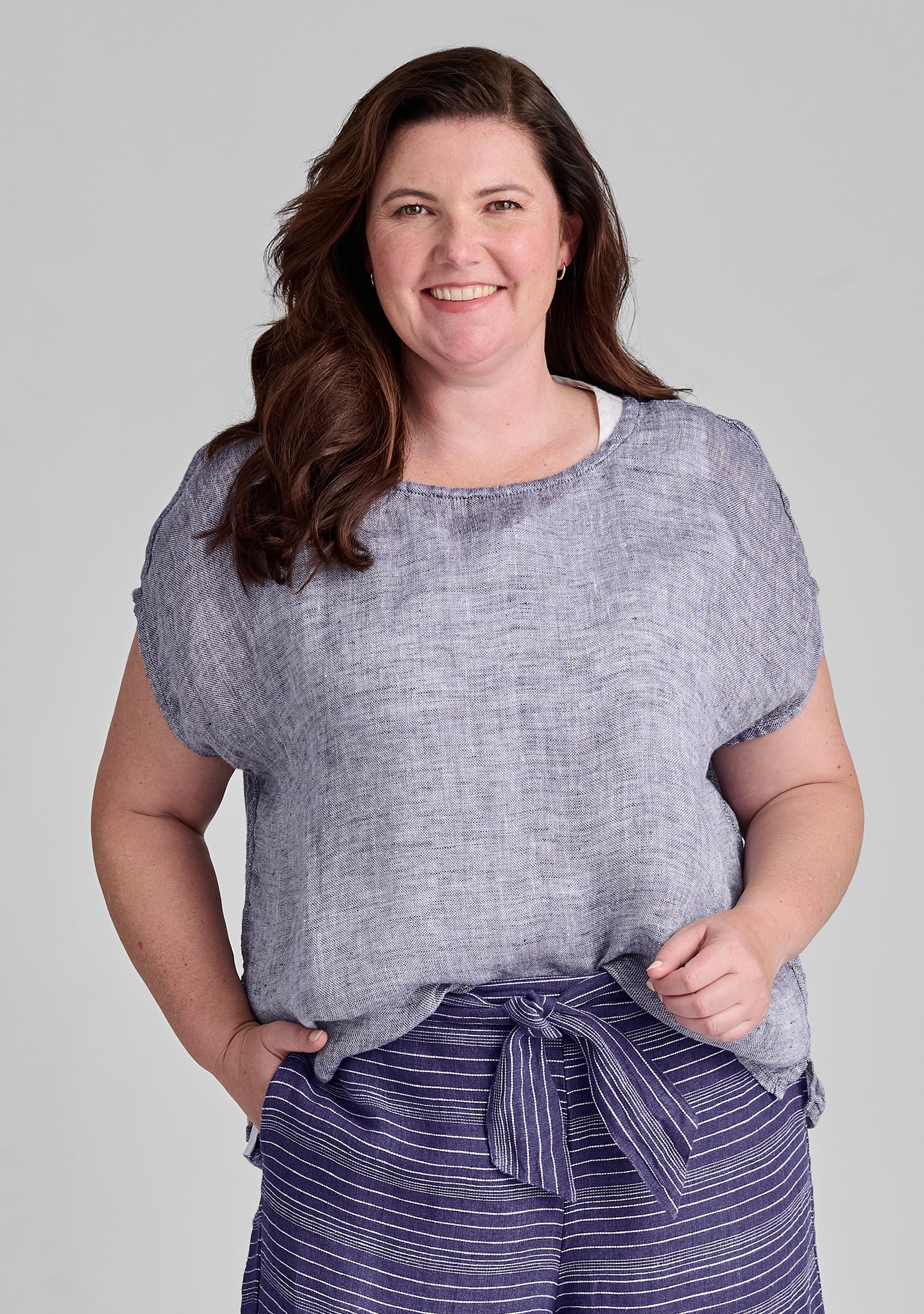 Premium Linen T-Shirt for Women - Soft & Breathable Summer Tee - Casual Comfort Wear for Outdoors, Travel & Everyday Use