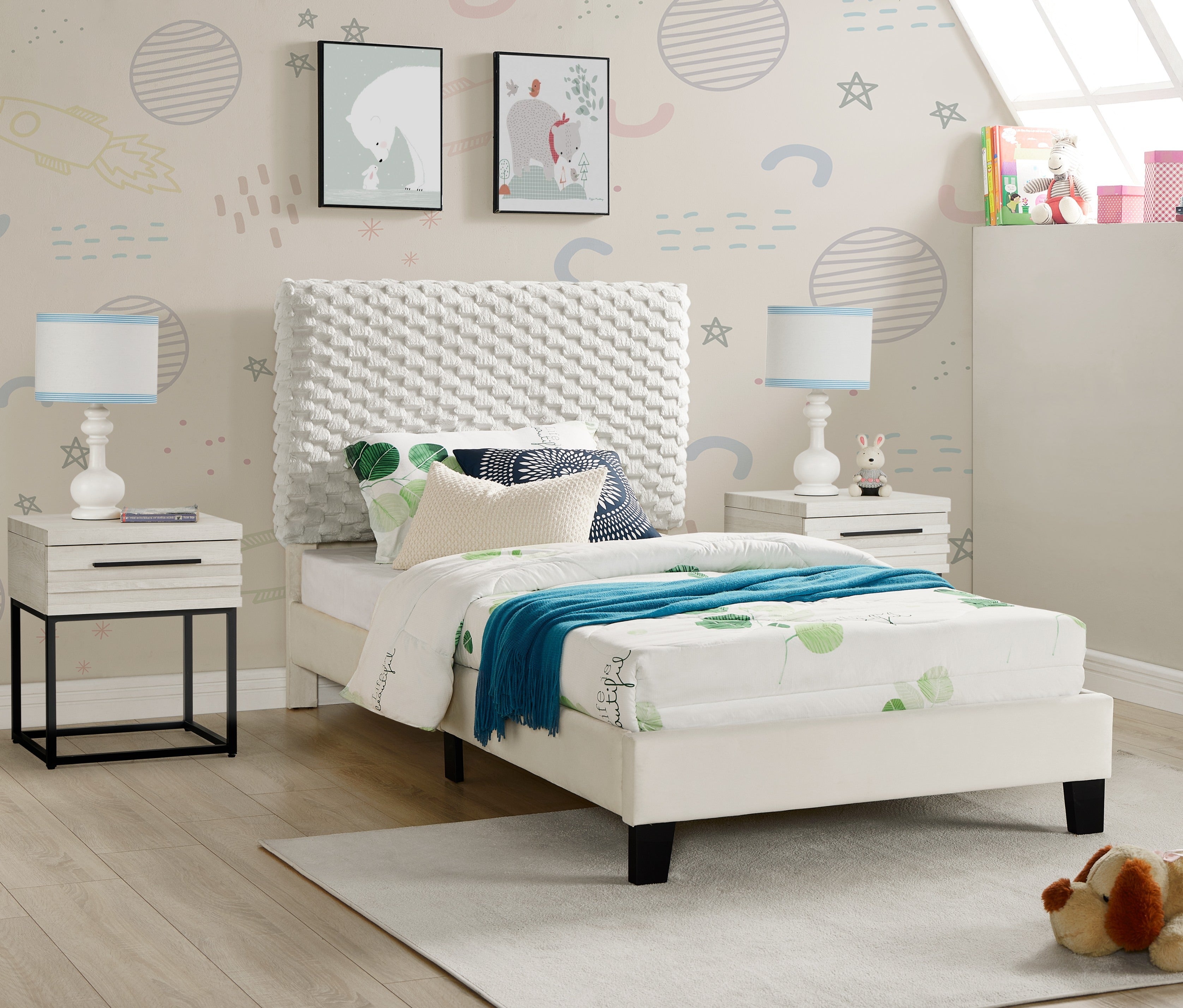 Roundhill Furniture Findlay 3-Piece Bedroom Set - Queen Size Upholstered Platform Bed with 2 Nightstands, Soft 3D Fabric Headboard, Modern Bedroom Furniture for Master Bedroom or Guest Room