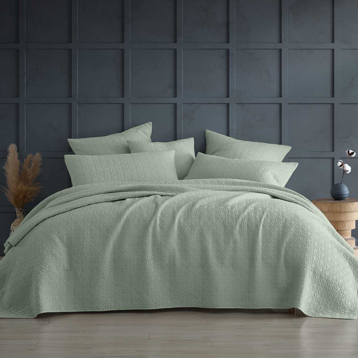 Luxury Kayo Sage Coverlet by Logan & Mason Platinum - Soft & Breathable Bedspread for All Seasons | Perfect for Master Bedroom, Guest Room & Hotel Decor