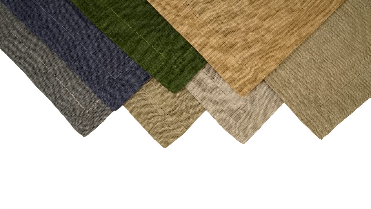 Premium 100% French Flax Linen Placemats Set of 12 (14x19 Inch) - Stone Washed for Ultra Softness & Durability, Heat Resistant Handcrafted Table Mats in Light Natural - Perfect for Elegant Dining, Kitchen Decor & Dinner Parties