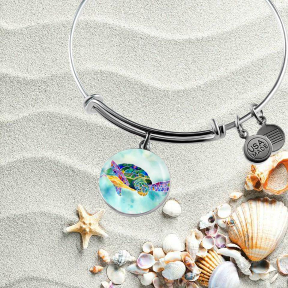 I Heart Sea Turtle Bangle Bracelet - Cute Ocean Animal Jewelry for Women - Perfect for Beach Vacations, Summer Outfits & Marine Conservation Support