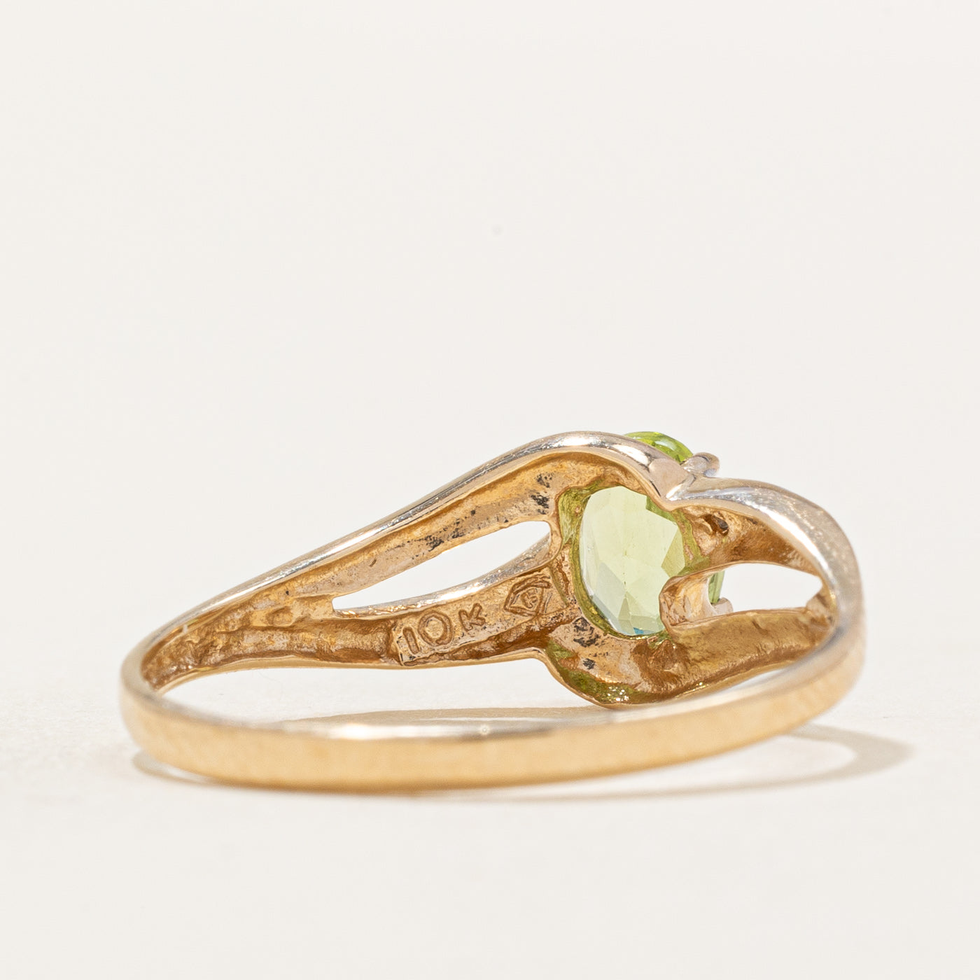 Peridot & Diamond Bypass Ring - 0.50ct Peridot & 0.01ctw Diamond - Size 7 - Elegant Green Gemstone Jewelry for Women - Perfect for Engagement, Anniversary & Special Occasions