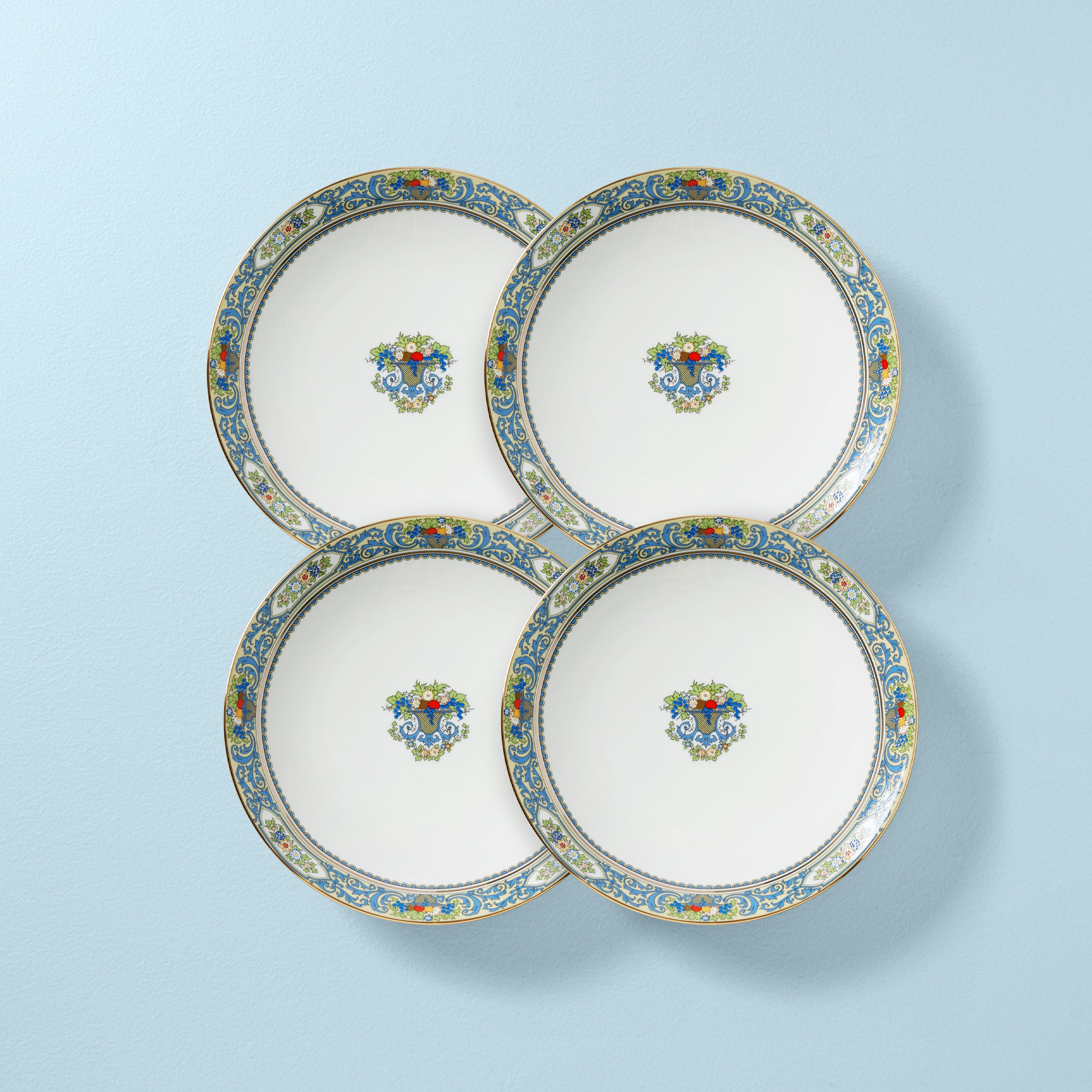 Elegant White Dinner Plates Set of 4 - Premium Porcelain Tableware for Fall Dining, Thanksgiving & Holiday Entertaining