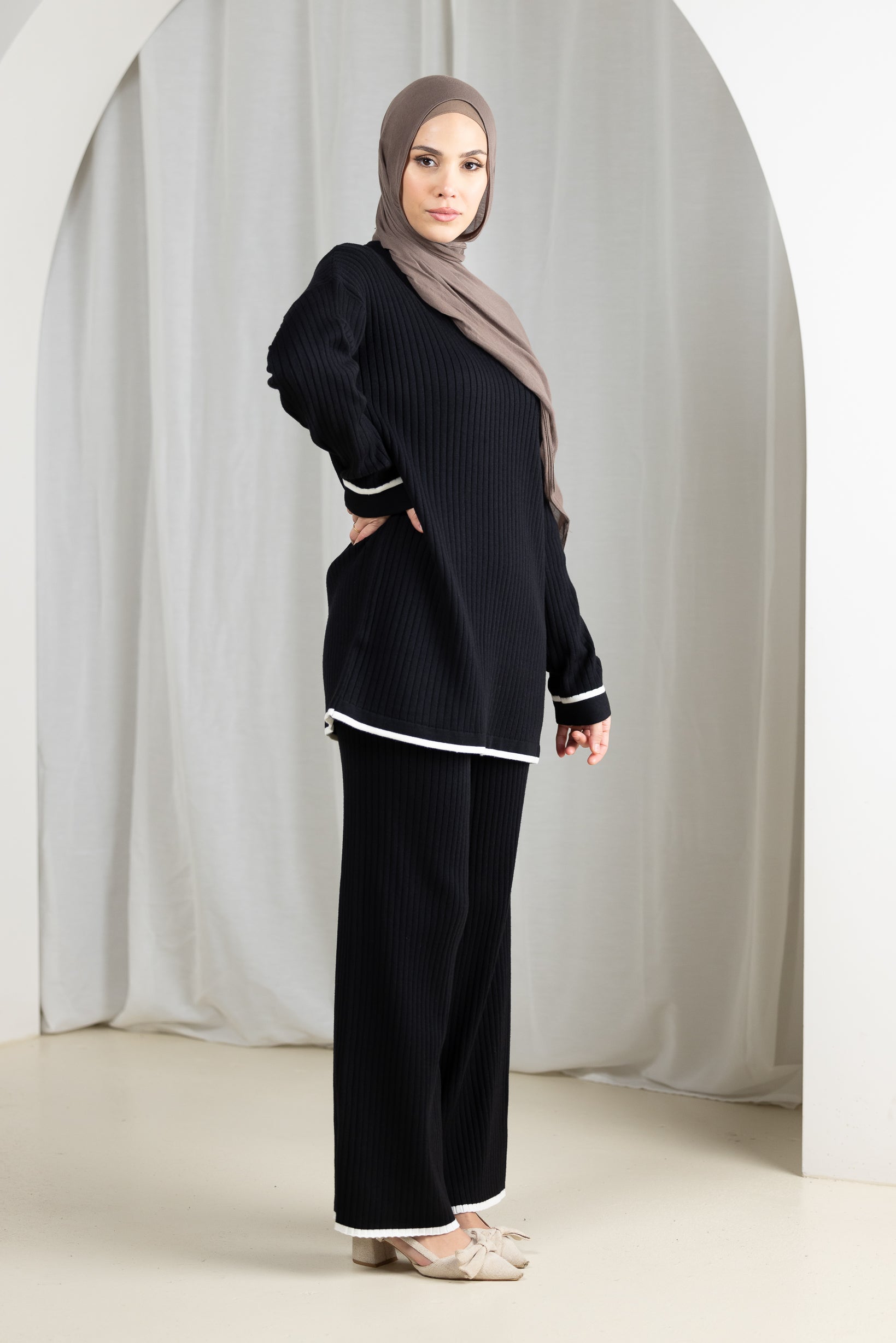 Daria Knit Top and Pants Set for Women - Soft Comfortable Outfit for Casual Wear, Lounge, and Travel