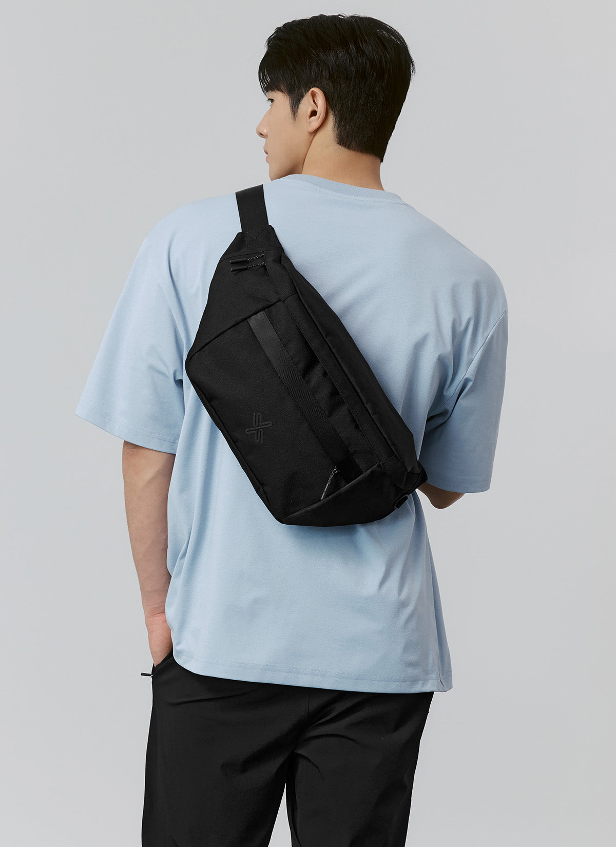 Cool Breeze Oversized Pocket Short Sleeve T-Shirt for Men - Comfortable Casual Summer Tee for Outdoor Activities & Lounge Wear