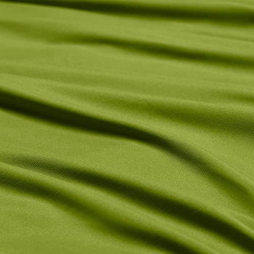 Calla Green
