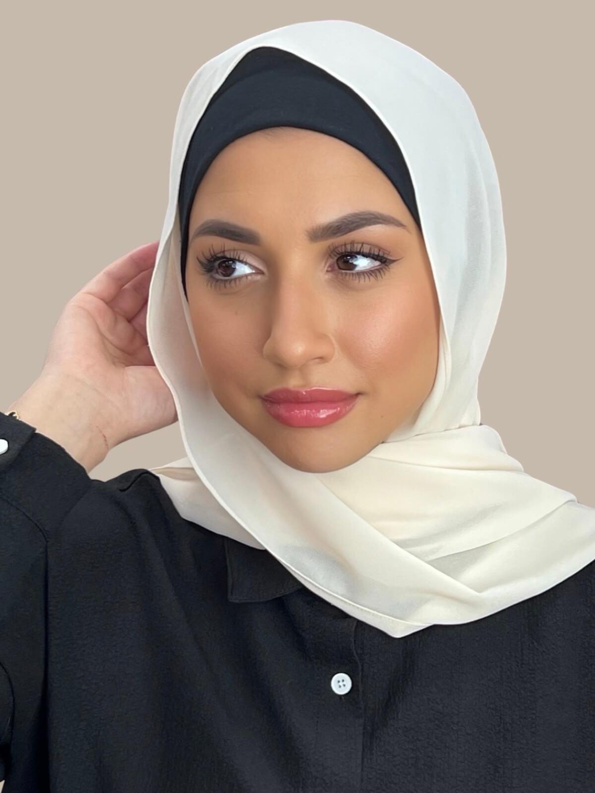 Elegant Classic Chiffon Hijab Seashell Color - Soft Muslim Scarf for Women - Perfect for Daily Wear, Prayer, and Special Occasions