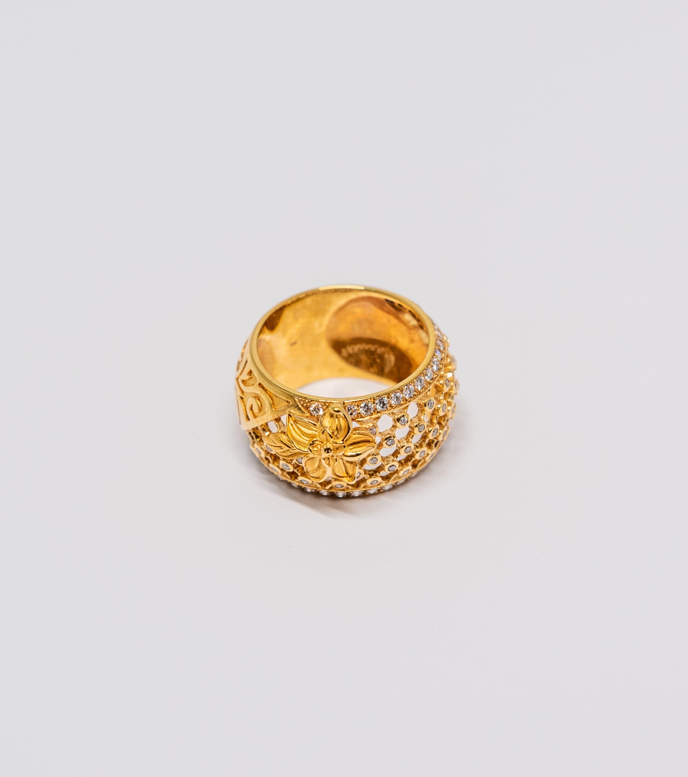 Carrera Y Carrera Sierpes 18K Yellow Gold Diamond Ring for Women - Luxury Snake Design Jewelry Gift for Anniversary, Valentine's Day & Special Occasions