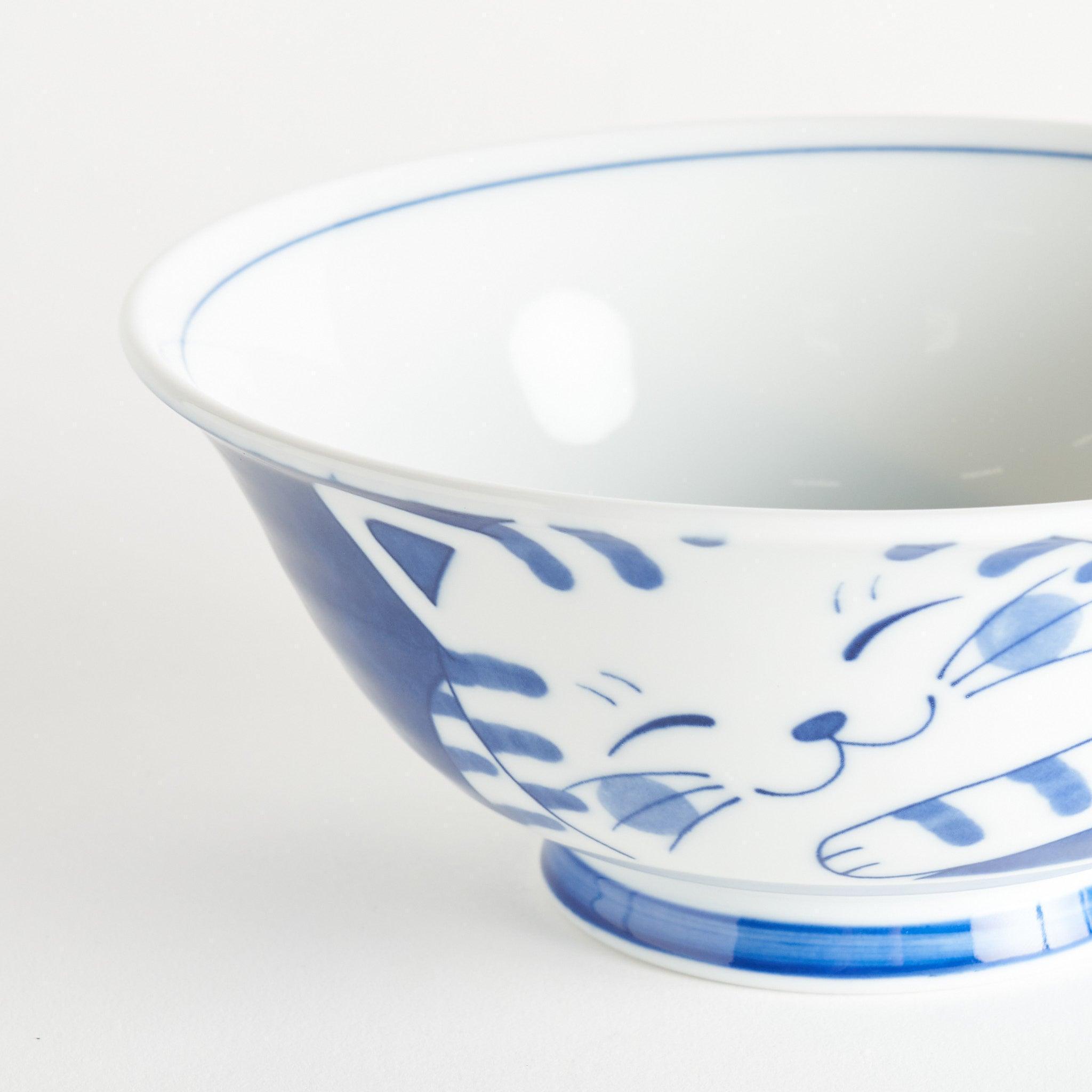 Cute Tabby Cat Ramen Bowl - Ceramic Noodle Soup Bowl with Cat Design - Perfect for Japanese Ramen, Udon, Pho & Asian Noodle Dishes - Great Gift for Cat Lovers & Anime Fans
