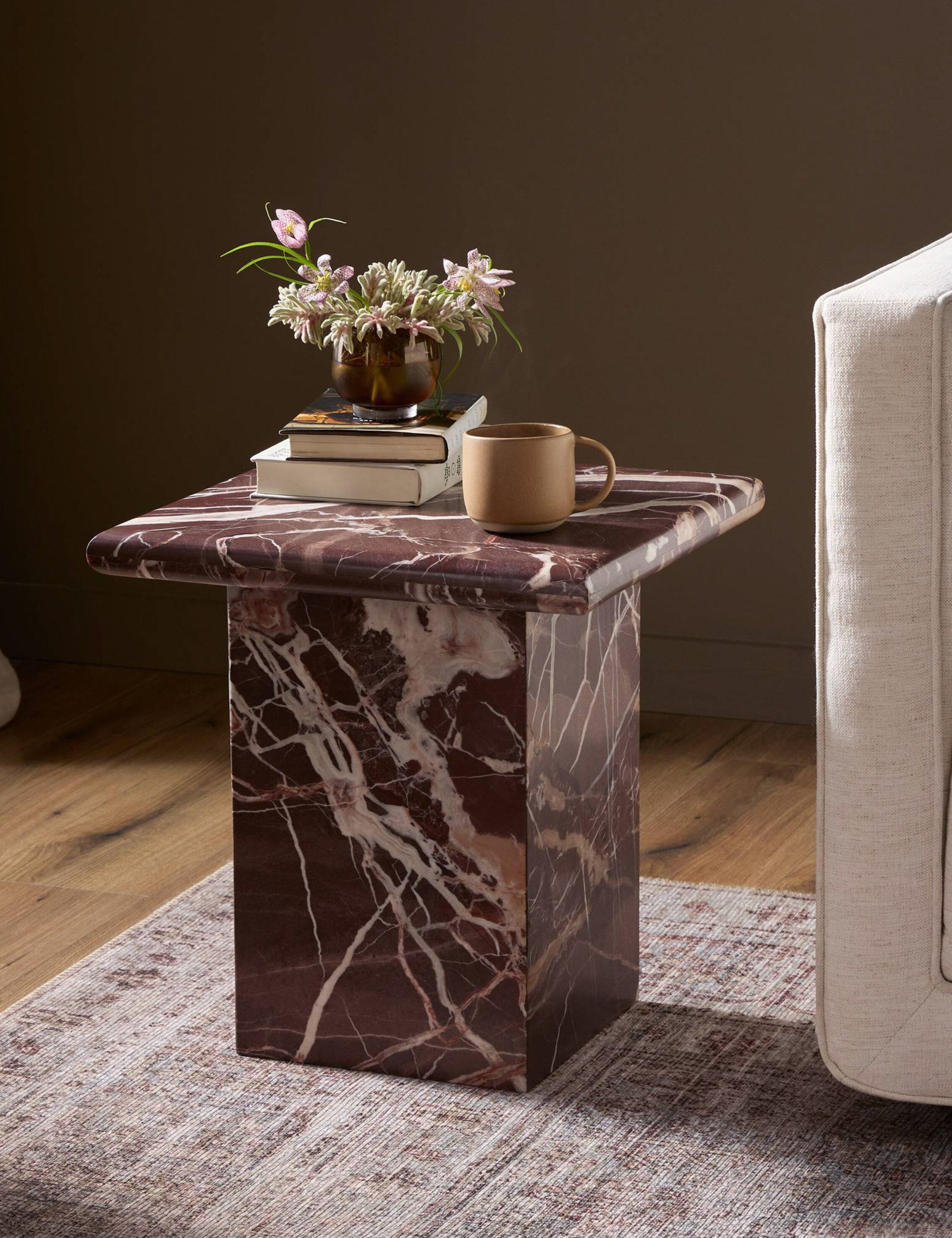 Modern Leonel Side Table - Small Accent Table for Living Room, Bedroom, or Office - Perfect for Coffee, Books, and Decor