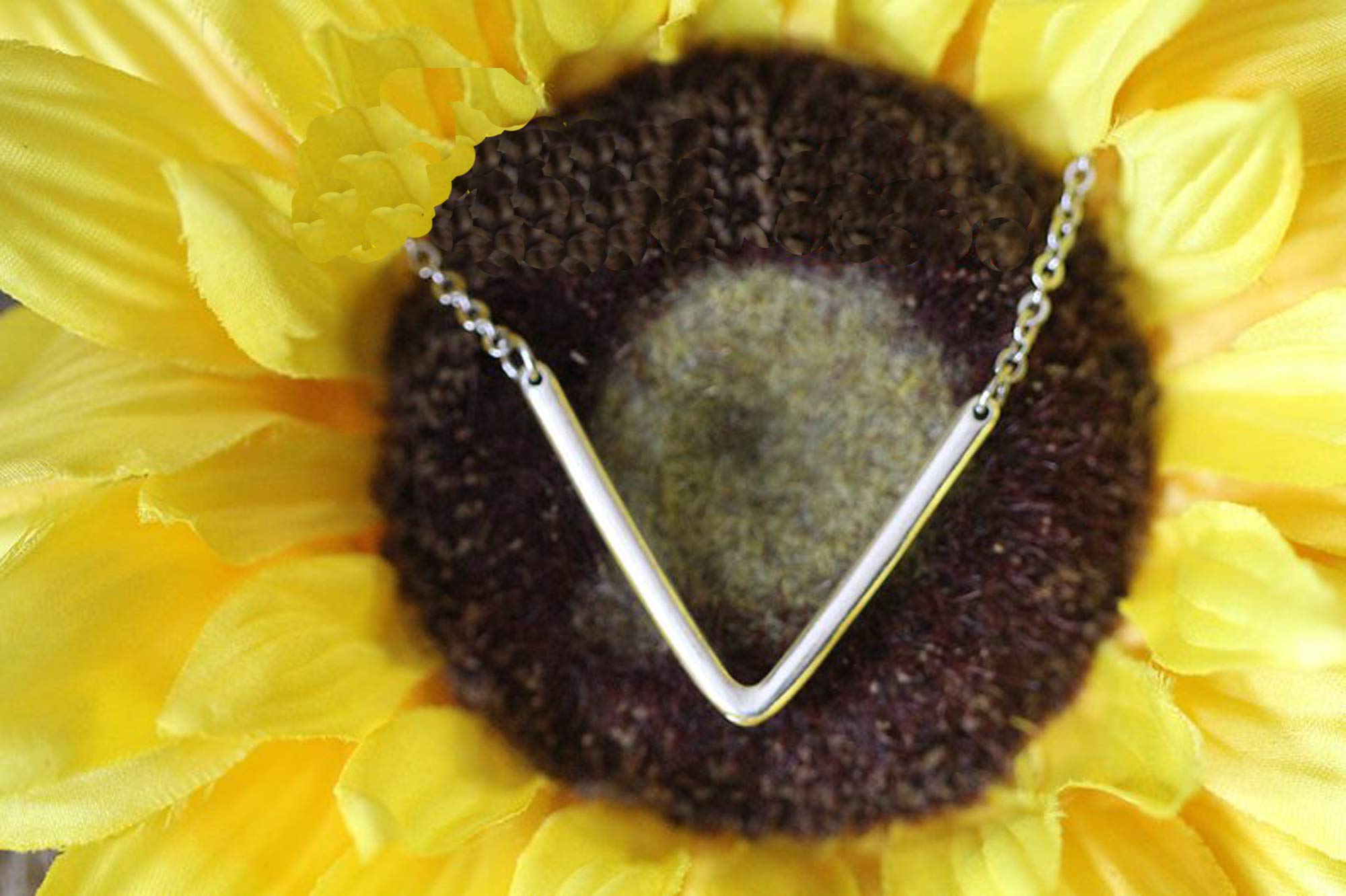 Elegant Silver Chevron V-Necklace - Modern Layering Choker Jewelry for Women | Perfect Gift for Wife, Girlfriend, Birthday & Anniversary | Office Wear, Date Night, Special Occasions