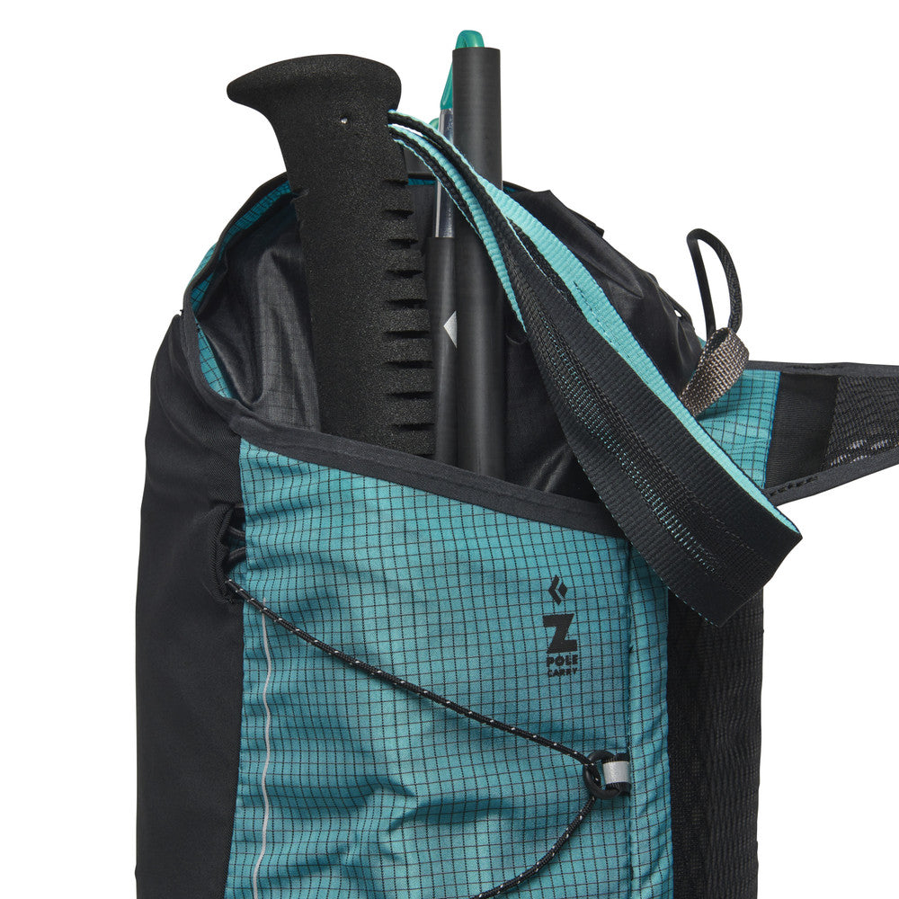 Black Diamond Distance 22 Backpack for Women - Lightweight Hiking Daypack with Hydration Sleeve - Perfect for Trail Running, Climbing & Outdoor Adventures