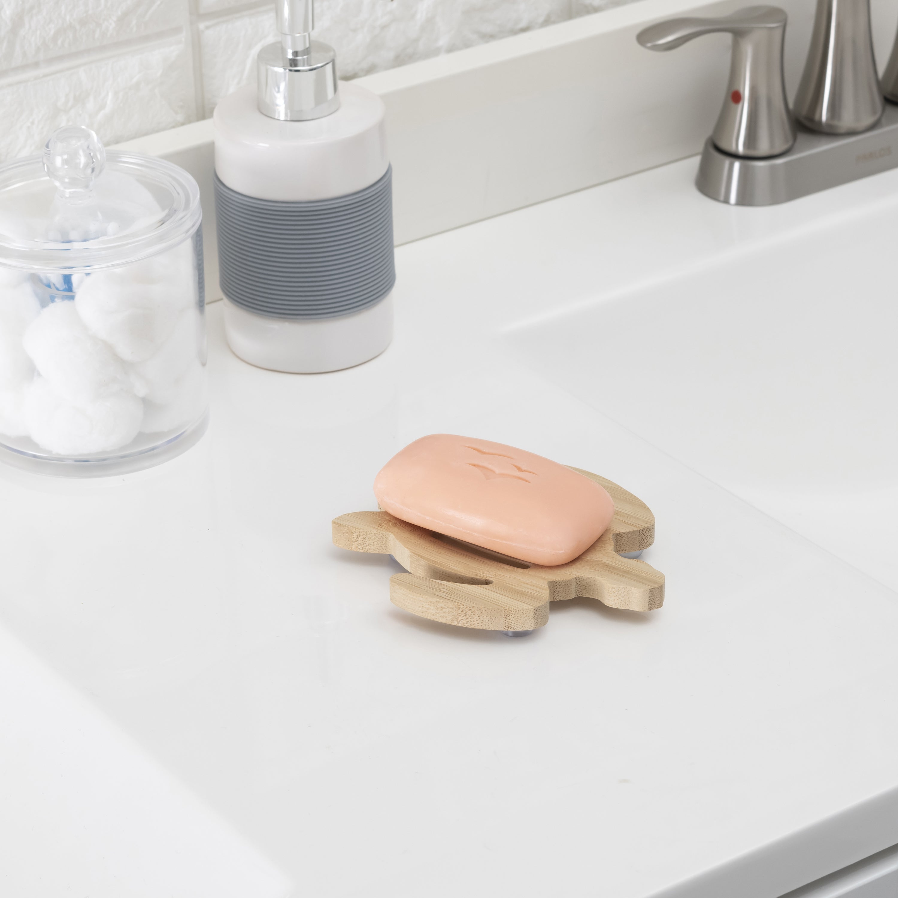 Non-Slip Turtle Shaped Soap Dish Holder - Cute Bathroom Decor for Kids & Adults - Perfect for Showers, Bathtubs, and Sink Countertops