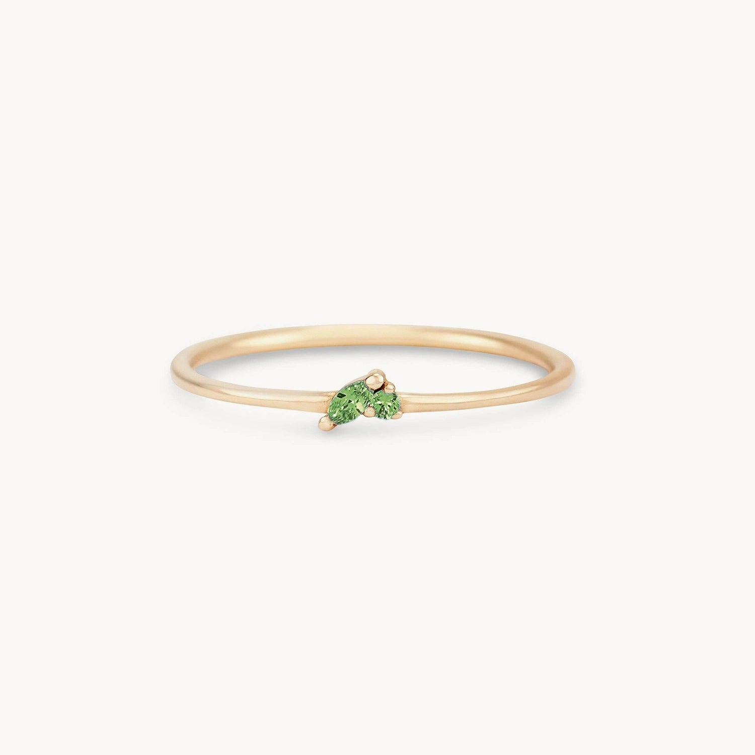 10K Yellow Gold Emerald Ring - Elegant Green Gemstone Jewelry for Women - Perfect for Weddings, Anniversaries & Special Occasions