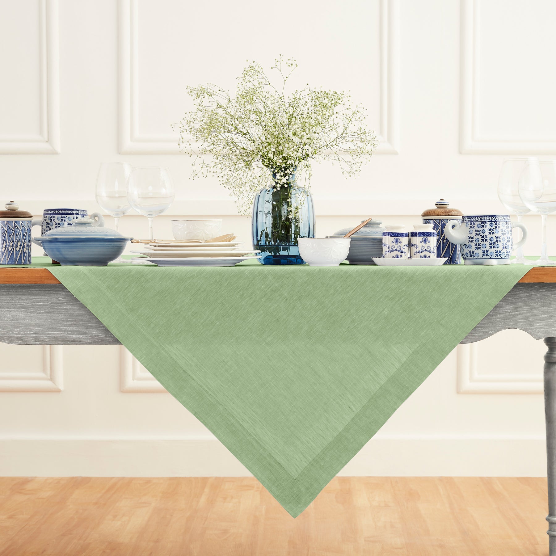 Athena Decorative Table Throw - Soft & Stylish Table Cover for Dining, Living Room, and Outdoor Use - Perfect for Parties, Weddings, and Home Decor