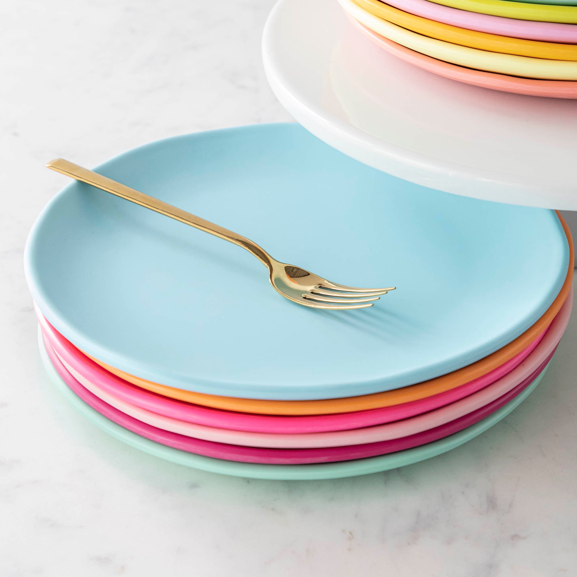9-Piece Rainbow Melamine Plates Set - Durable & Colorful Dishware for Kids, Picnics, Parties & Outdoor Dining - BPA-Free & Shatterproof