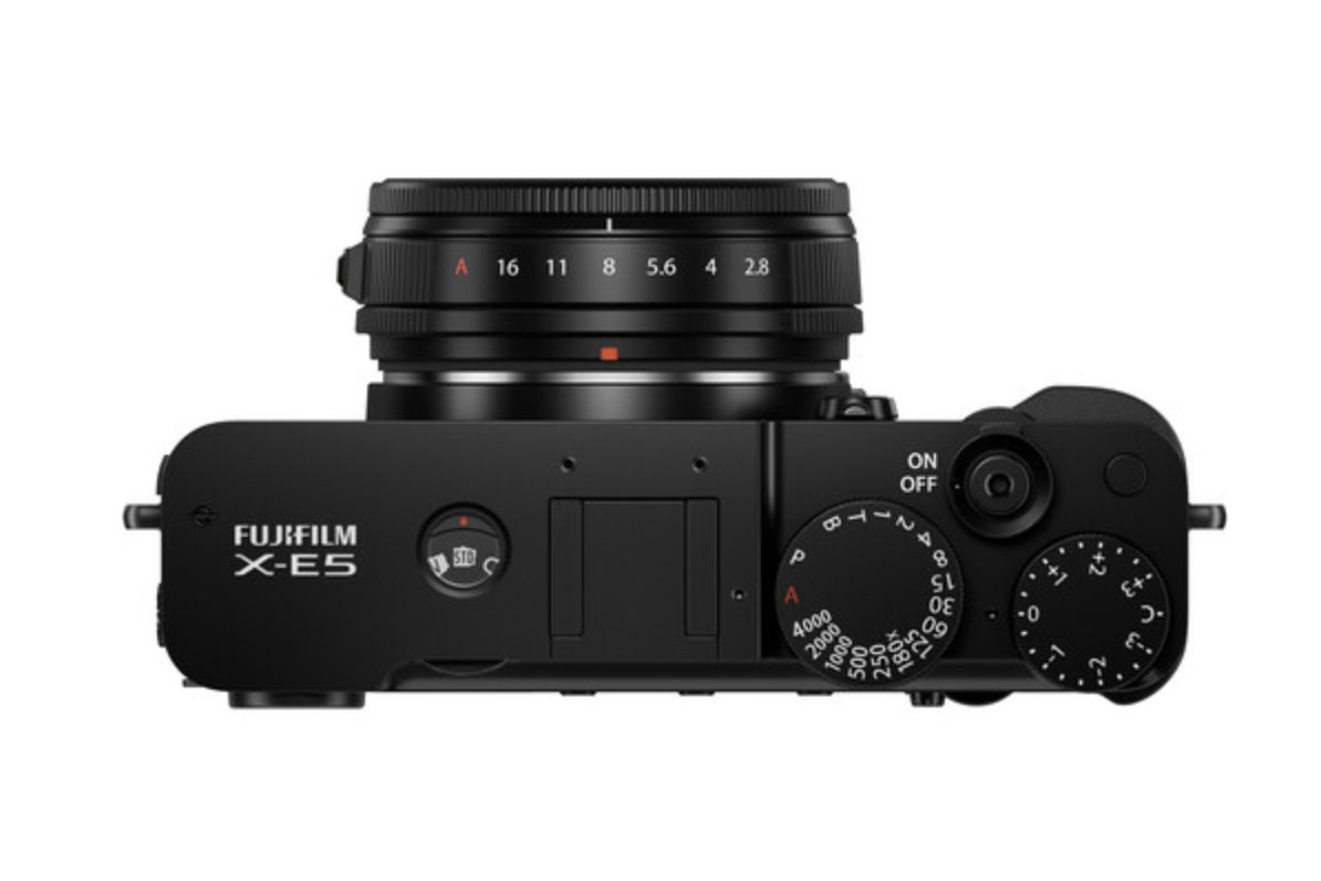 FUJIFILM X-E5 Mirrorless Camera with XF23mmF2.8 R WR Lens Kit (Black) - Compact Travel & Street Photography Digital Camera for Vloggers & Content Creators