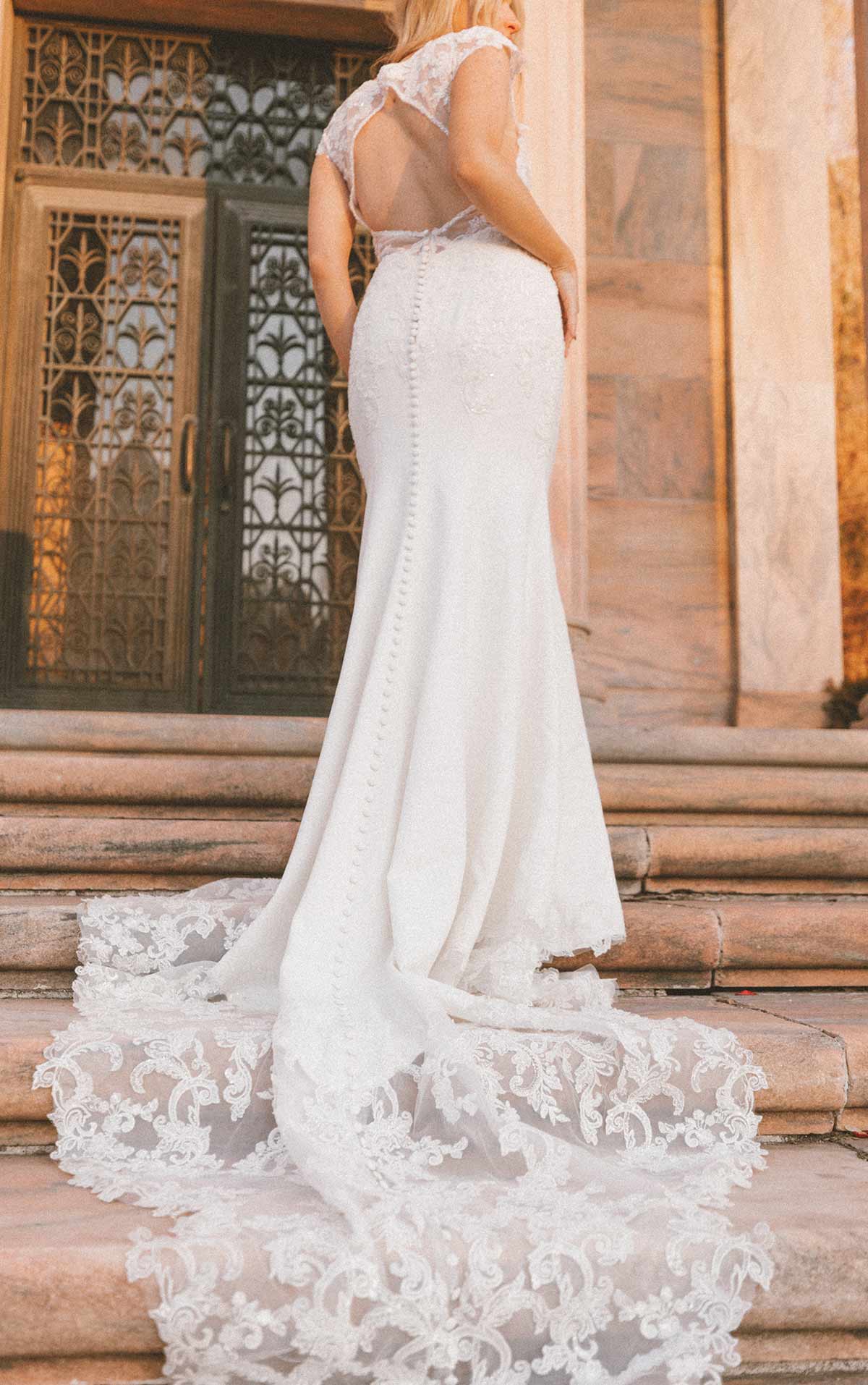 Essense Gown D3530 - Elegant Women's Evening Dress for Prom, Wedding & Special Occasions