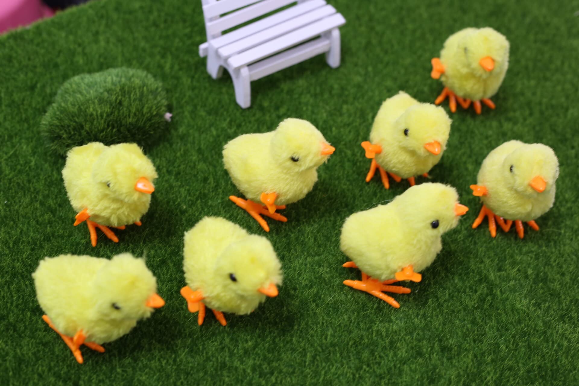 8 Pack Easter Chick Wind-Up Toys - Fluffy Plush Chicken Clockwork Walking & Jumping Toys for Kids - Easter Egg Hunt, Basket Stuffers, Party Favors, Birthday Gifts - Fun for Easter Celebrations, Classroom Rewards & Playtime Activities
