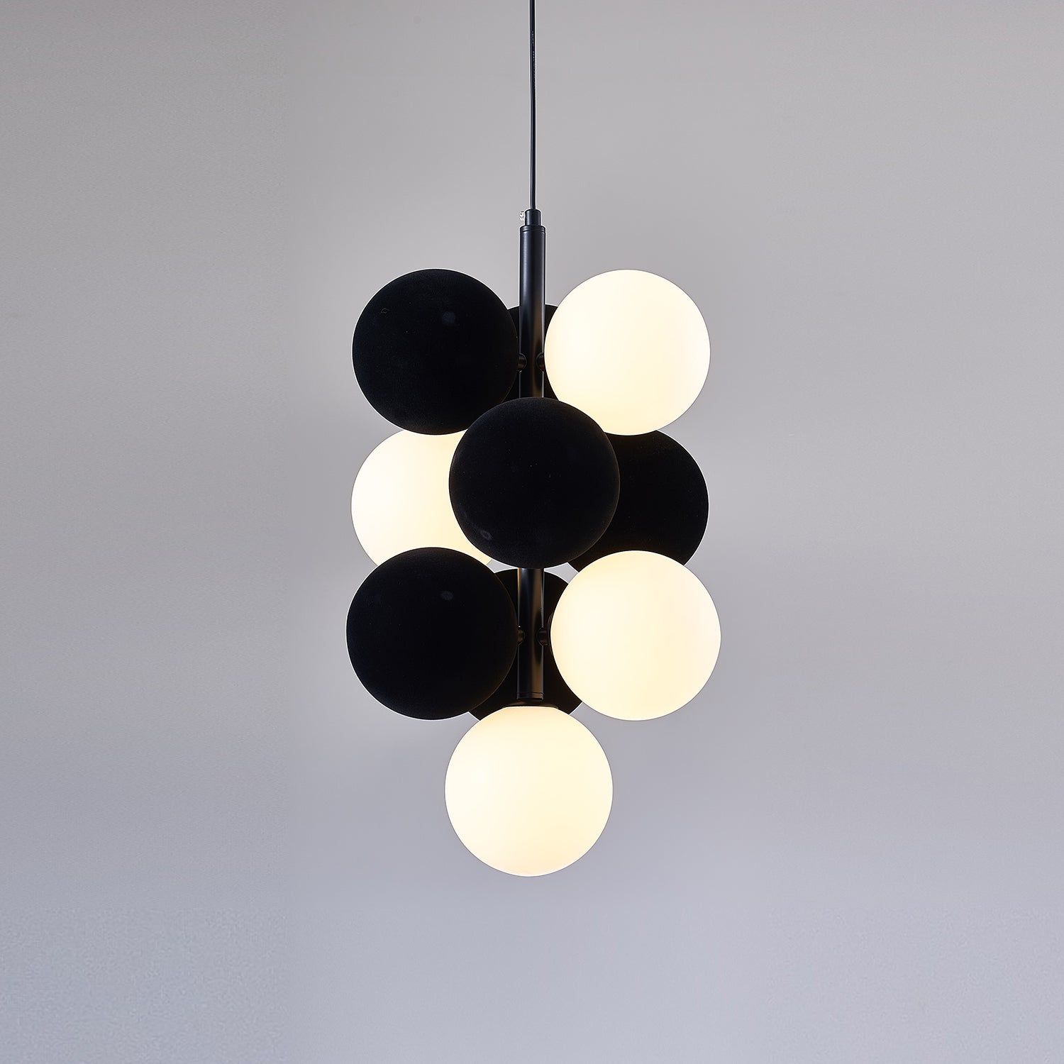 Bubbles Holly Pendant Lamp - Modern Glass Hanging Light Fixture for Living Room, Bedroom, Dining Room & Kitchen Decor