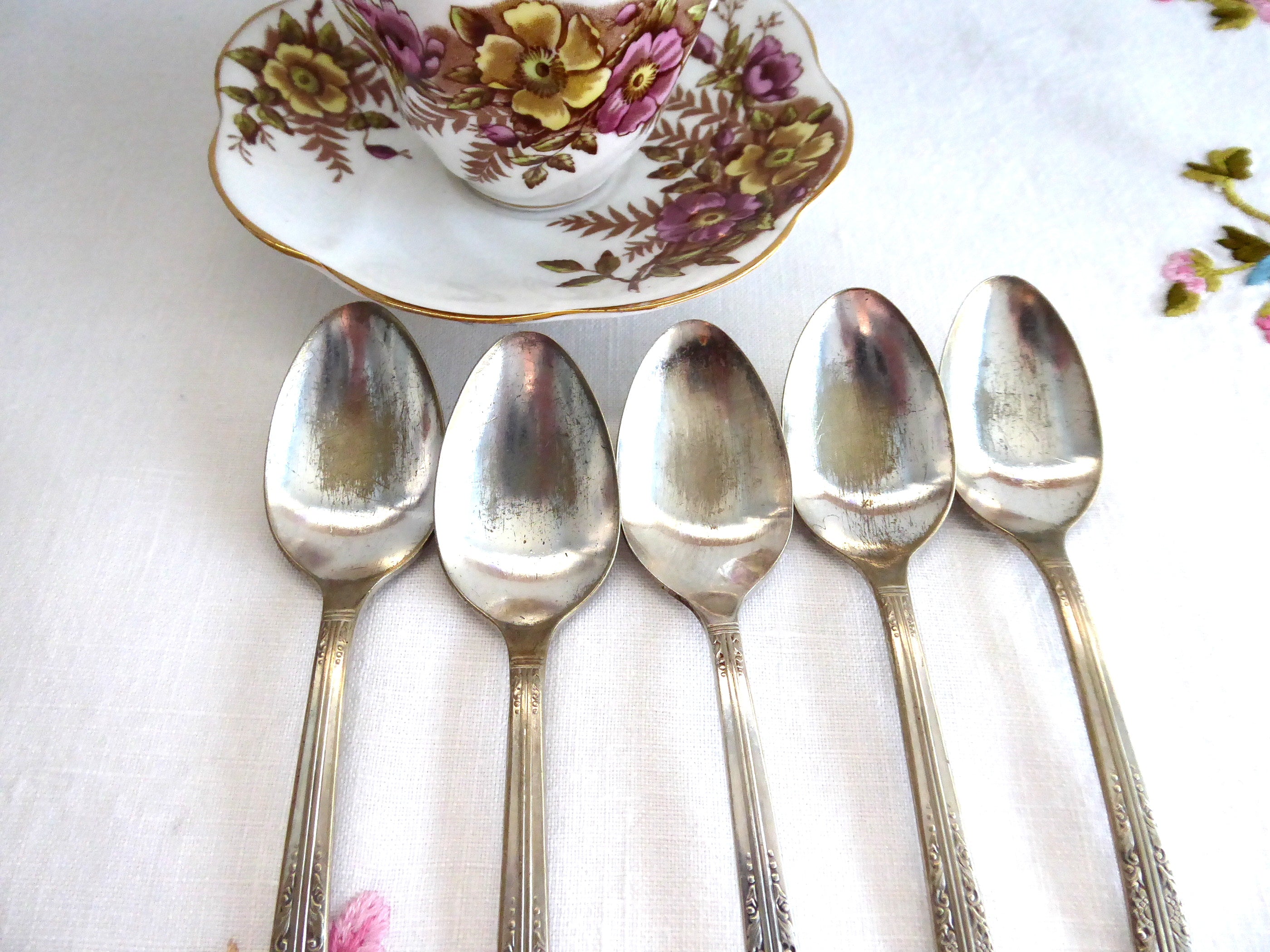 Vintage Oneida Royal Oak Oakleigh Tea Spoons Set of 5 - 1940s Silver Plated Flatware for Tea Parties, Afternoon Tea & Collectibles - No Monogram