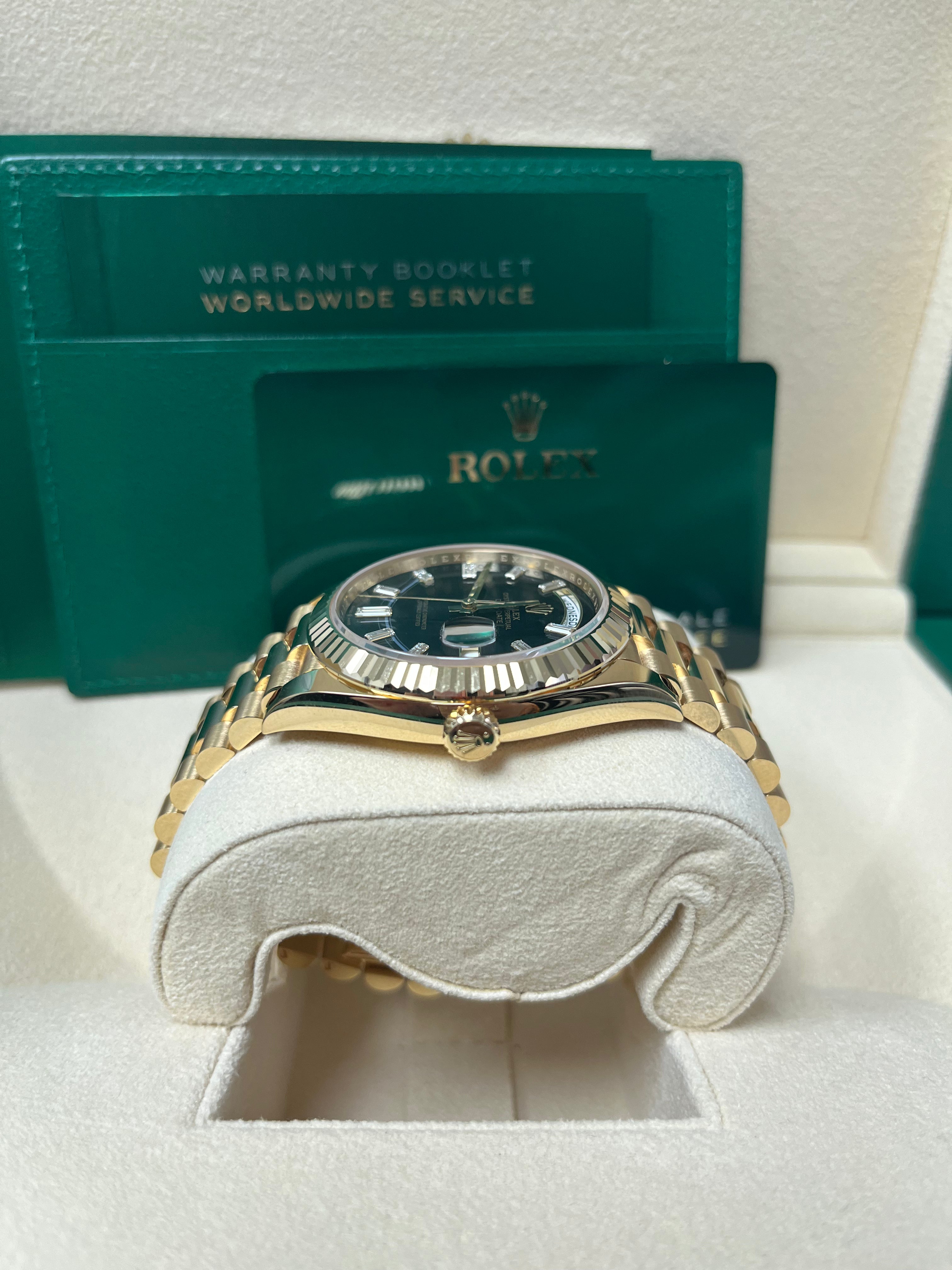 Rolex Day Date 40 Yellow Gold Men's Watch with Fluted Bezel, Onyx Dial & President Bracelet (Model 228238) - Luxury Dress Watch for Business & Formal Occasions