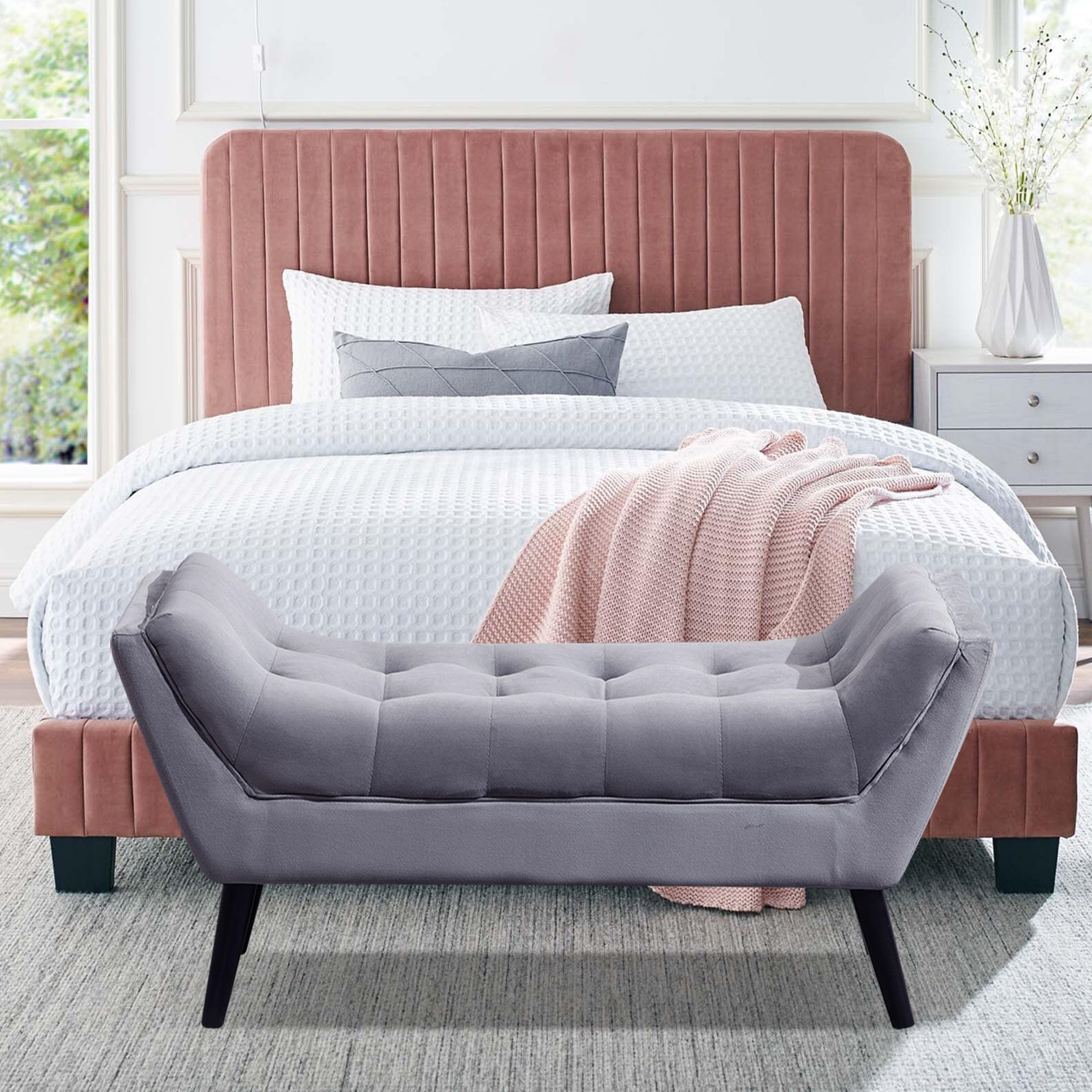 Velvet Tufted Ottoman Bench with Storage - Light Gray Upholstered Bed Bench for Bedroom, Entryway, or Living Room - 2-Seater Footstool with Wooden Legs - Perfect for Extra Seating & Stylish Home Decor