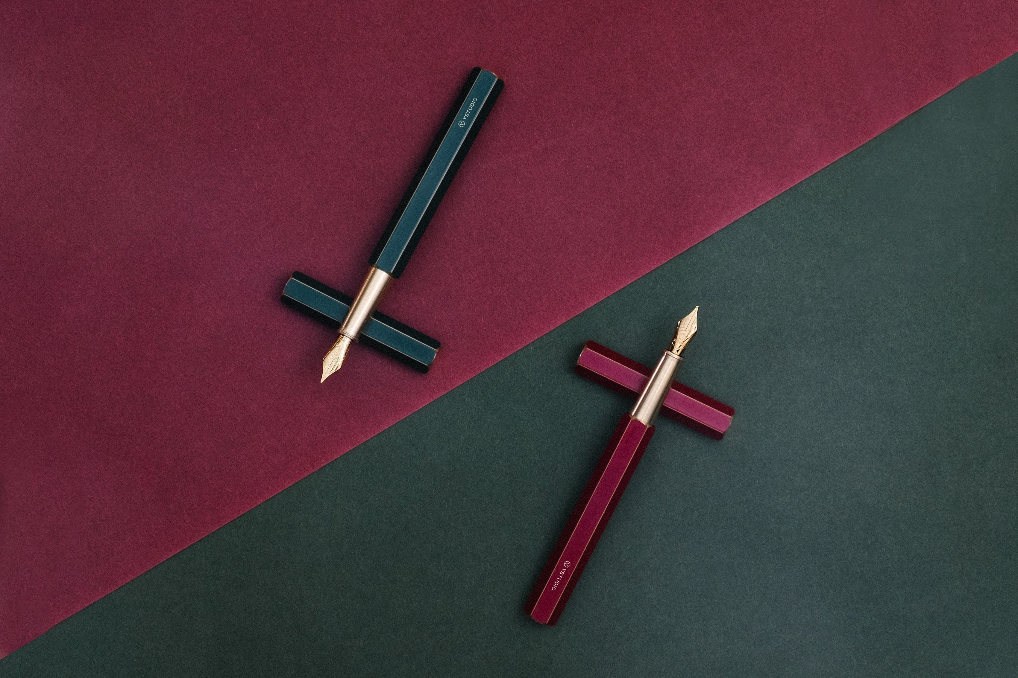 Ystudio Classic Revolve Fountain Pen - Premium Green Ink Pen for Writing, Journaling & Calligraphy - Perfect Gift for Writers & Professionals