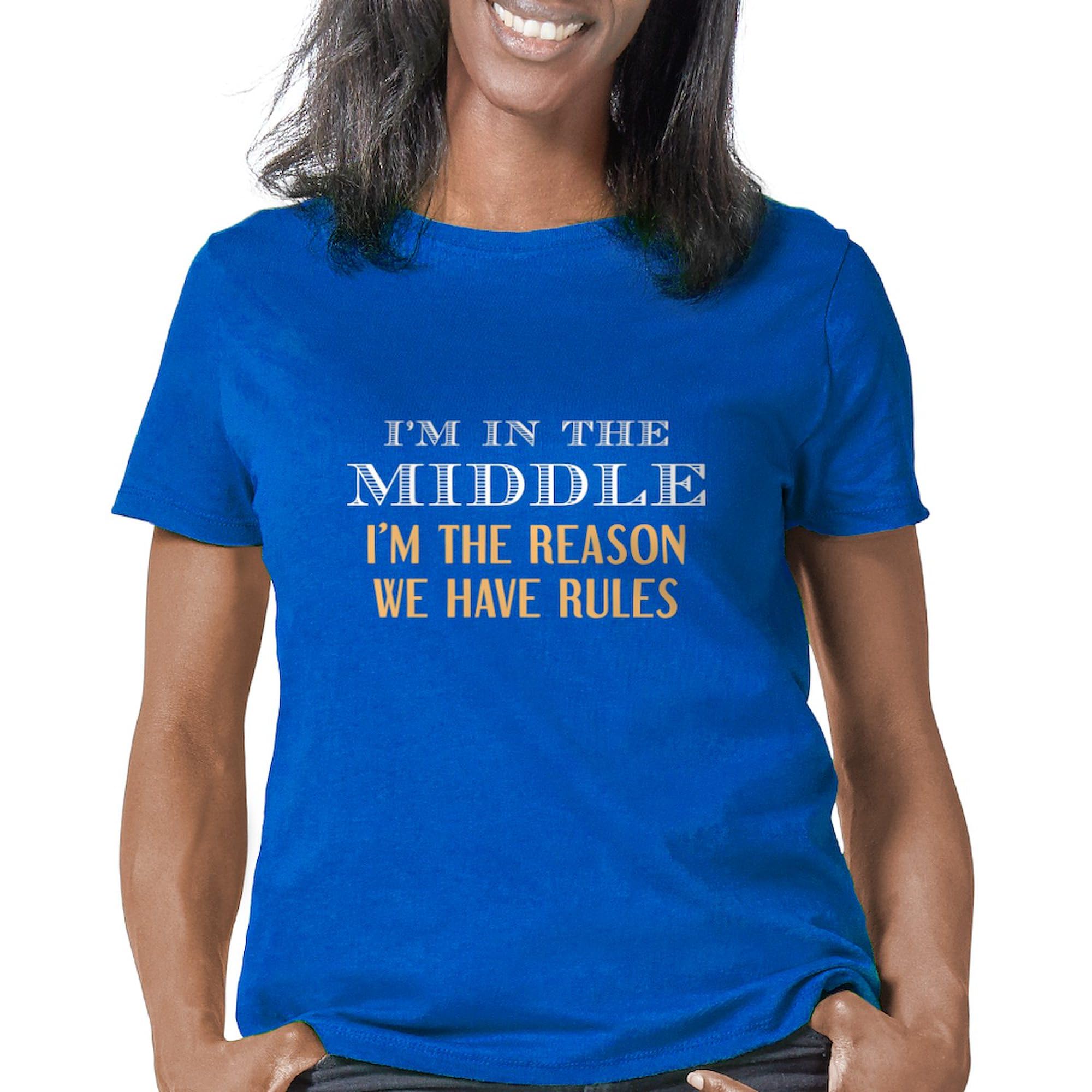 Women's Relaxed Dark Classic T-Shirt - 'I'm in The Middle' Funny Graphic Tee | Casual Wear, Lounge Outfit, Gift for Women