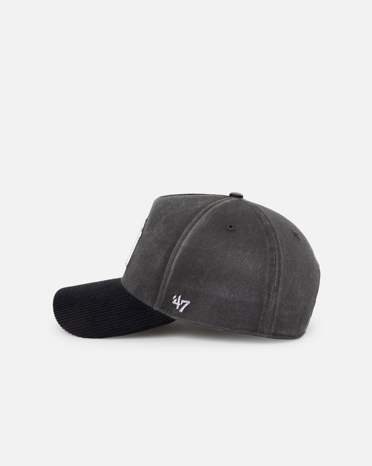 New York Yankees Apollo Corduroy Snapback Hat - 47 Brand Black Adjustable Baseball Cap for Men & Women - Perfect for Games, Streetwear & Fan Collections