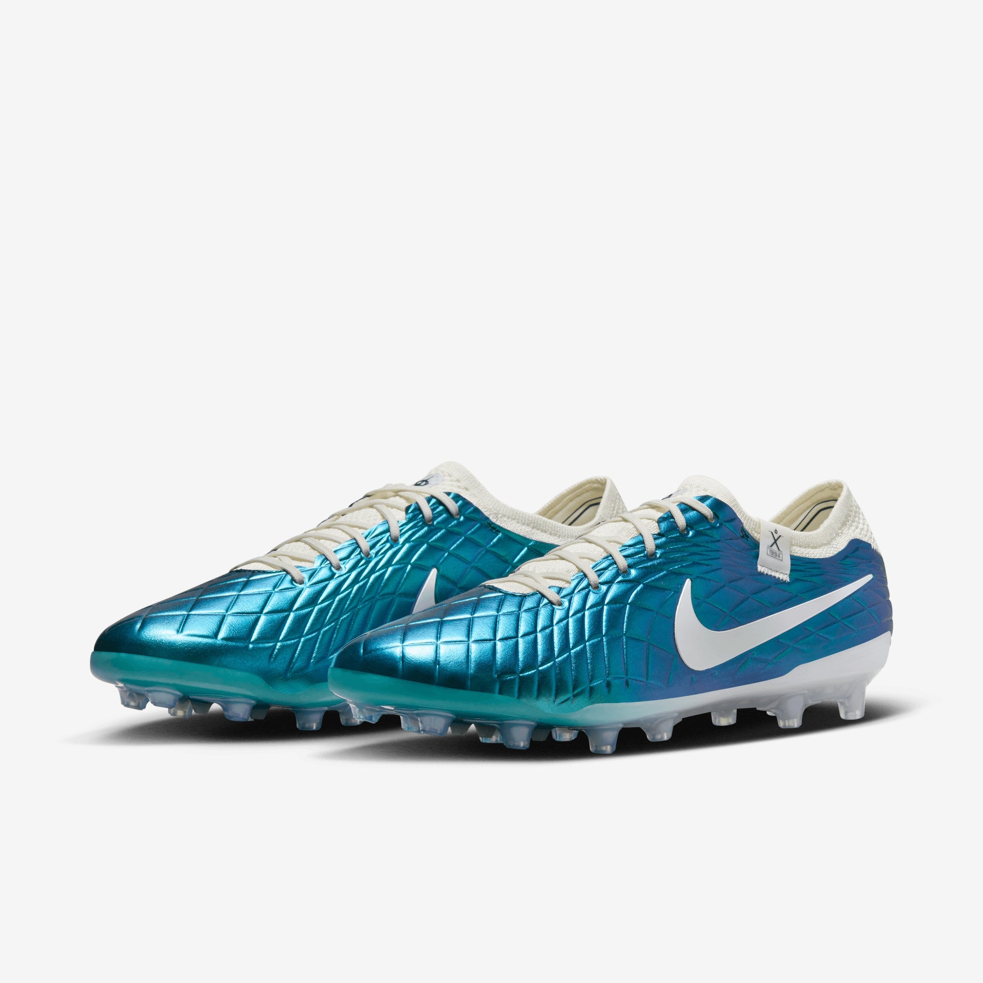 Nike Tiempo Emerald Legend 10 Elite Soccer Cleats - Lightweight Football Shoes for Men with Firm Ground Studs - Perfect for Professional Matches & Training Sessions