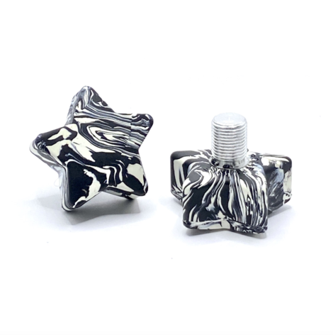 RollerStuff Twinkle Toes Adjustable Toe Stops for Roller Skates - Cruella Swirl Black/White Design - Perfect for Roller Derby, Artistic Skating & Outdoor Rollerblading