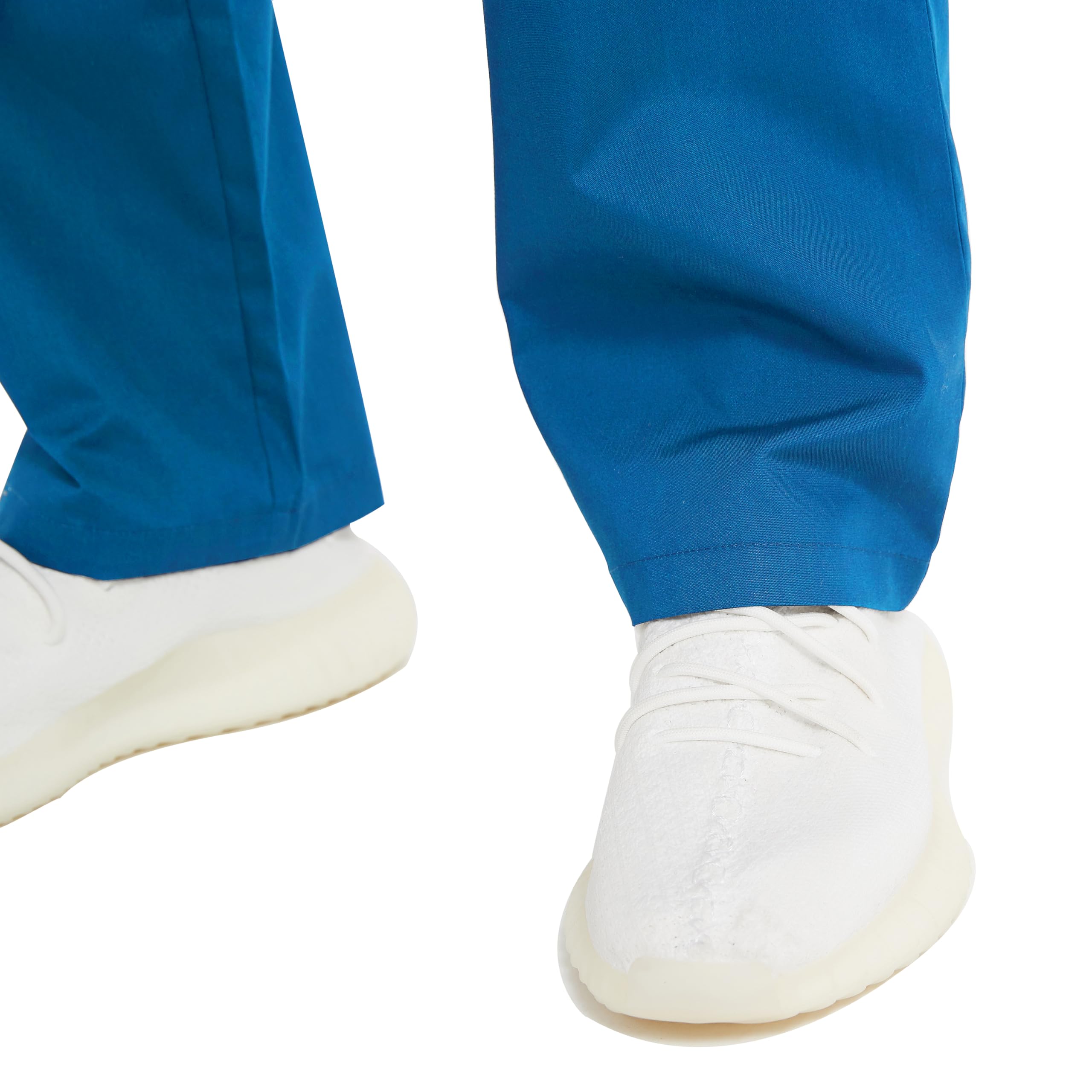 Unisex Medical Scrubs Set - Comfortable & Durable Nurse Uniform with Top & Pants (Ref.6801-6802) - Perfect for Hospitals, Clinics & Healthcare Professionals
