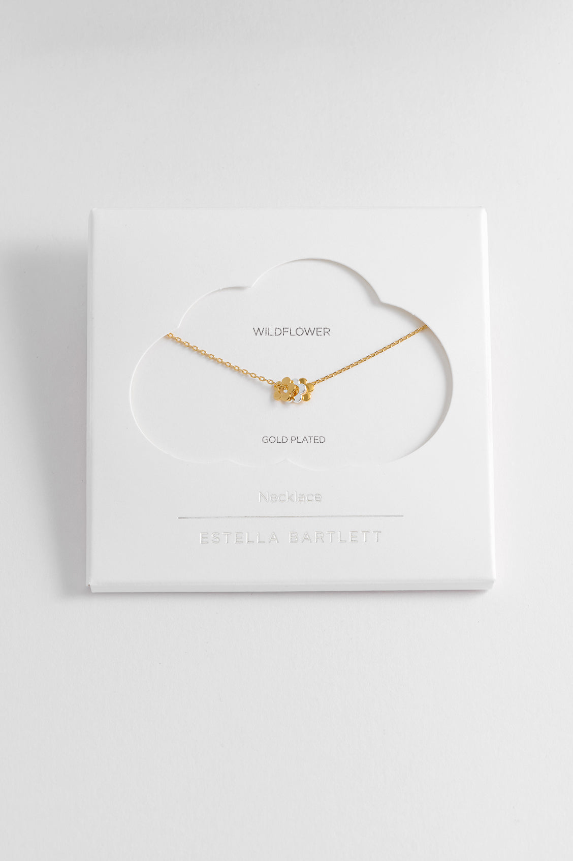 Elegant Trio Flower Necklace for Women - Dainty Floral Pendant Jewelry Gift for Her - Perfect for Weddings, Date Nights & Special Occasions