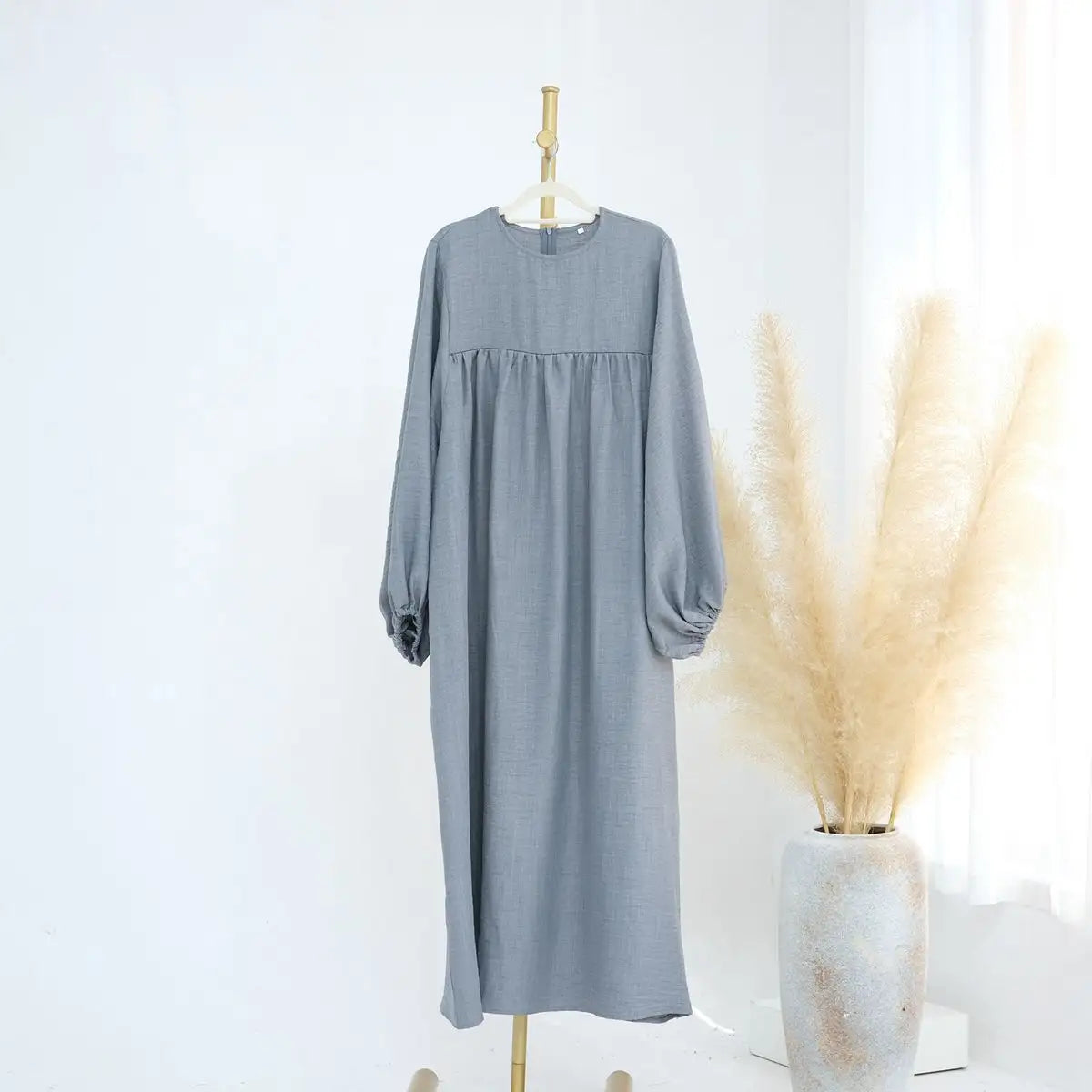 Comfortable & Stylish Breastfeeding Nursing Wear Abaya Dress for Muslim Moms - Perfect for Prayer, Outings & Nursing in Public