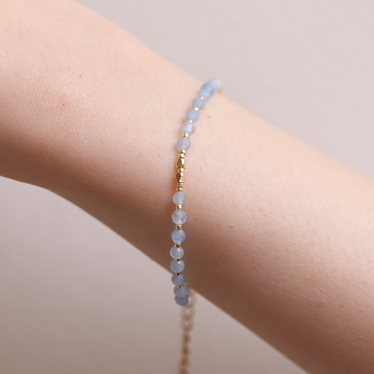 Blue Topaz Beaded Bracelet for Women – Elegant Gemstone Jewelry for Everyday Wear & Special Occasions | Perfect Gift for Birthdays, Anniversaries & Holidays