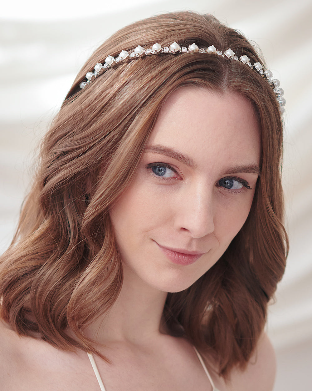 Elegant Pearl & Rhinestone Headband for Women - Wedding, Prom, Party Hair Accessories - Shiny Crystal Bridal Hairband for Special Occasions