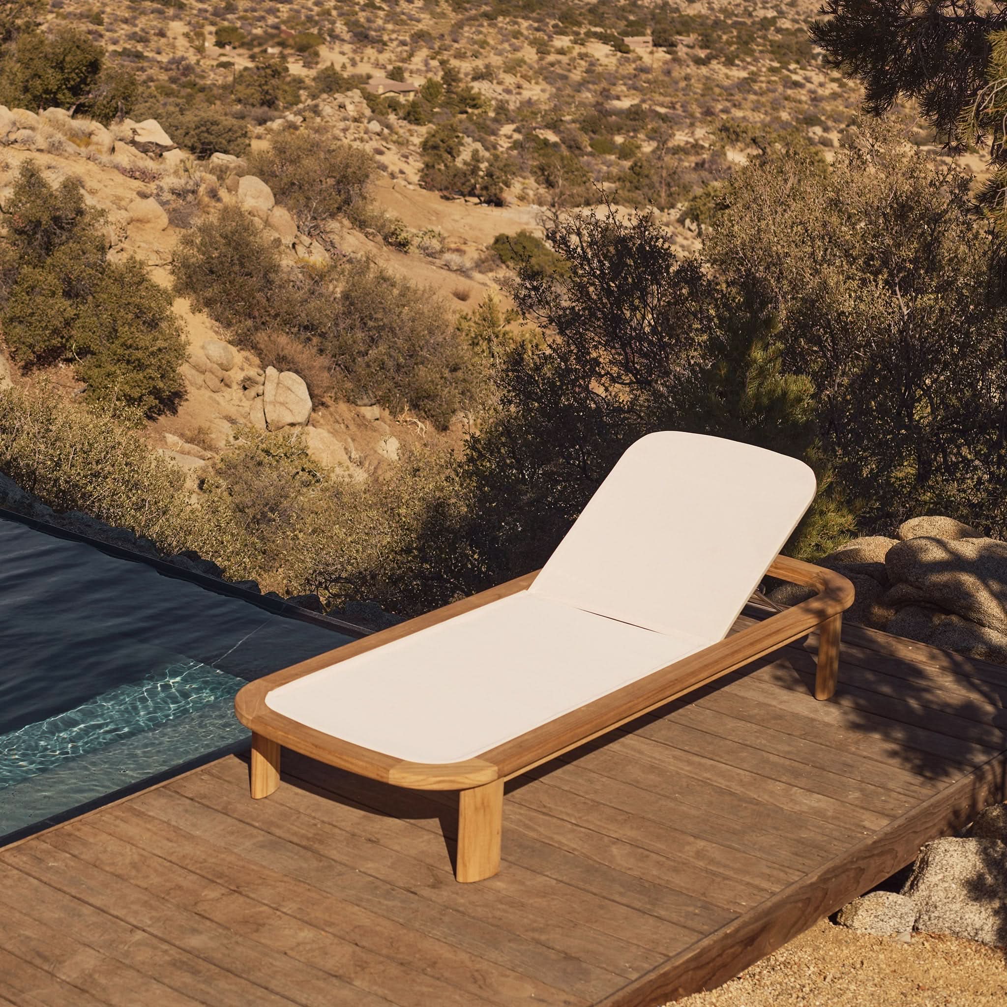 Chloe Mesh Sun Lounge Chair - Portable Folding Beach Chair with Adjustable Backrest, Lightweight Outdoor Relaxation for Pool, Patio, Garden & Backyard