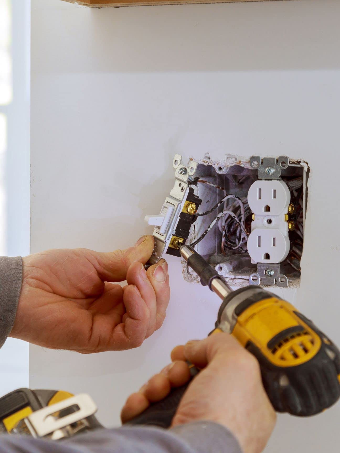Lightway 2 Gang Electrical Outlet Box - Heavy Duty Metal Wall Plate for Home & Office Wiring - Perfect for Kitchen, Garage and Workshop Electrical Installations