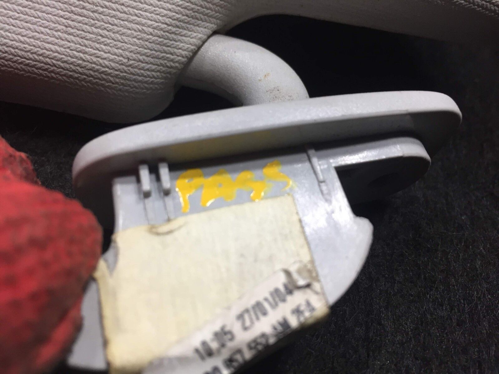 Genuine VW Passat Right Passenger Sun Visor OEM D23 - Perfect Fit for 2001 2002 2003 2004 2005 Models - Essential Sun Protection for Daily Commuting & Road Trips