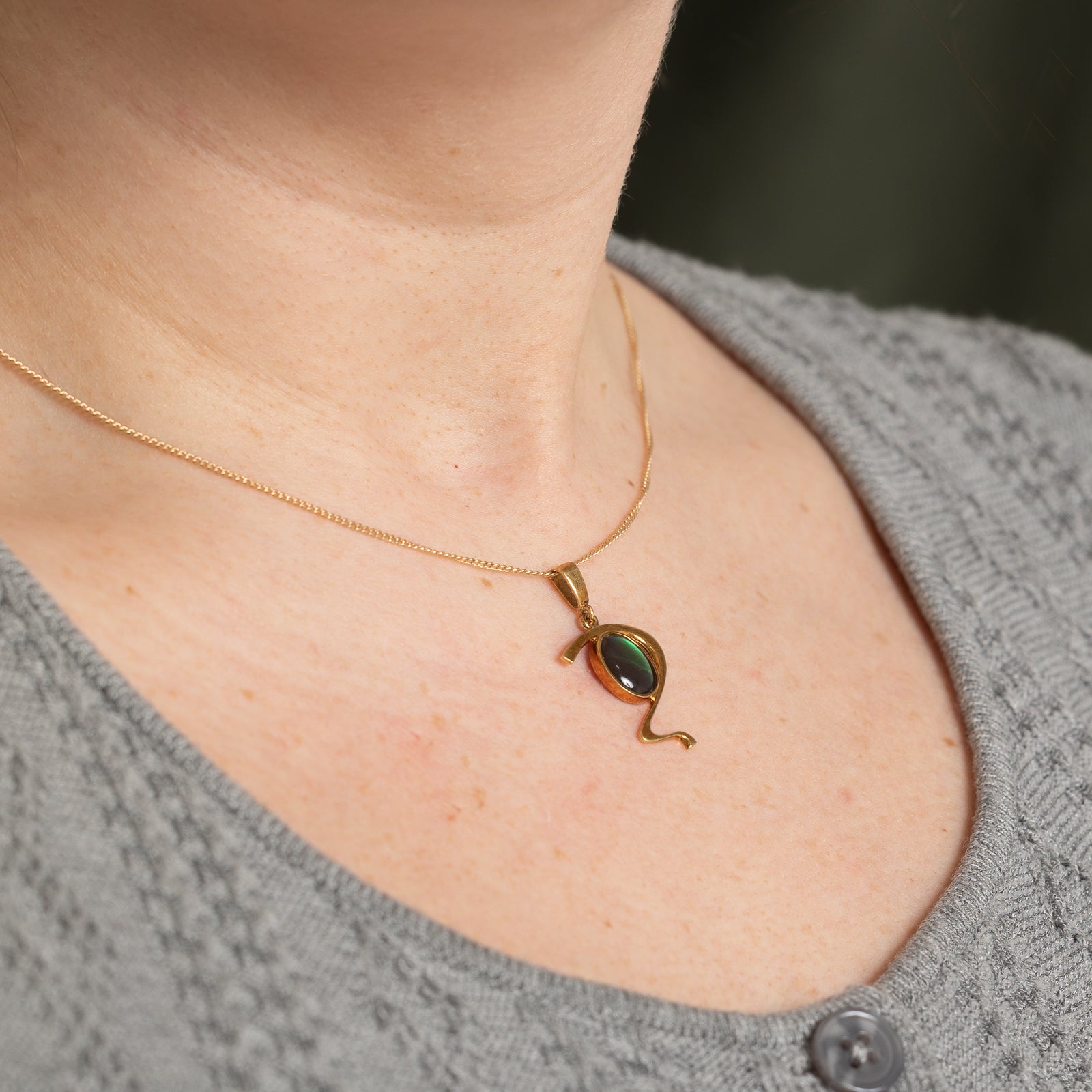 1.30ct Oval Ammolite Swirl Pendant Necklace - Natural Iridescent Gemstone Jewelry for Women, Gift for Her, Birthday & Anniversary Present