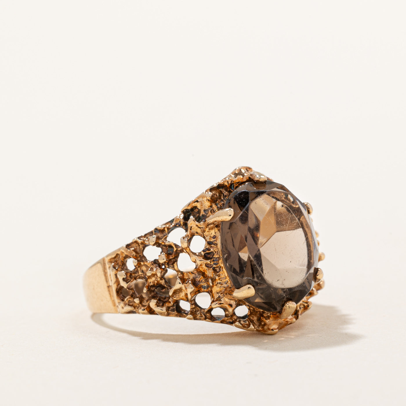 Vintage 1972 London Smoky Quartz Cocktail Ring - 3.50 Carat Genuine Stone - Size 8.5 - Elegant Evening Wear & Special Occasion Jewelry