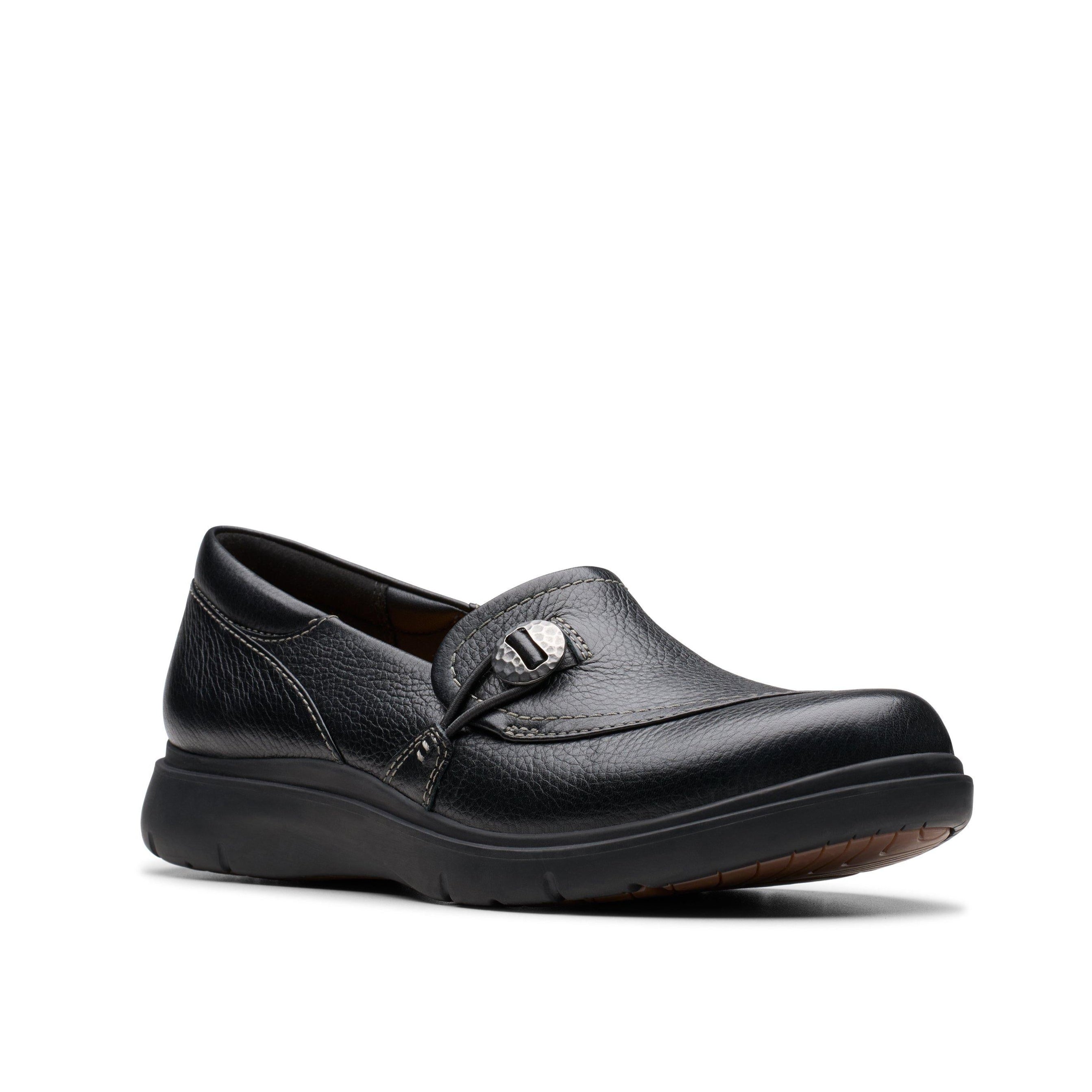 CLARKS Certina Ease Women's Comfortable Walking Shoes - Medium & Wide Width for All-Day Wear - Perfect for Work, Travel & Casual Outings