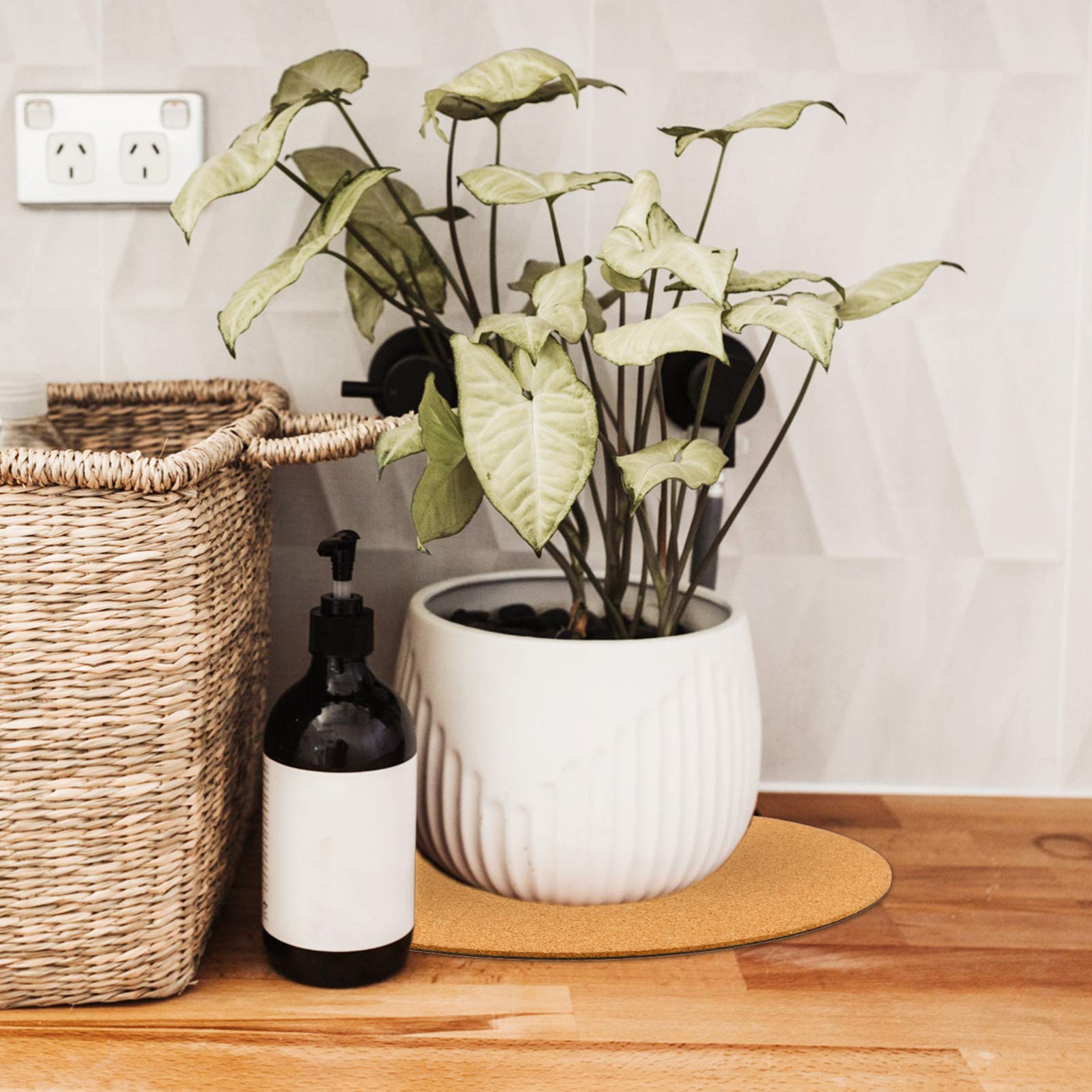 Hemoton 2-Pack Cork Planter Mats - Natural Plant Tray for Flower Pots, Garden Coasters for Indoor/Outdoor Use - Protects Surfaces from Water Damage for Houseplants, Succulents & Gardening Needs