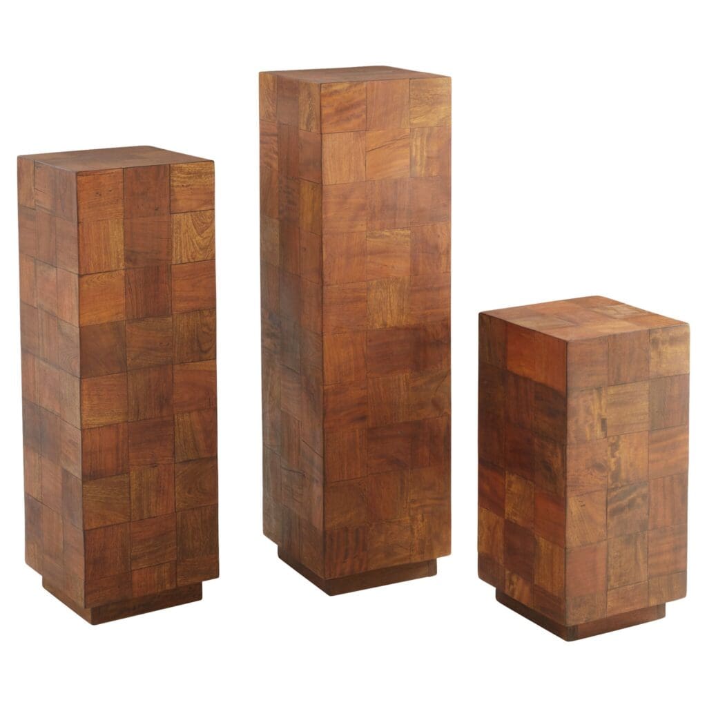 Cyan Design 11606 Halma Pedestal - Small Oak Wooden Stand for Home Decor, Living Room, Bedroom & Office Display