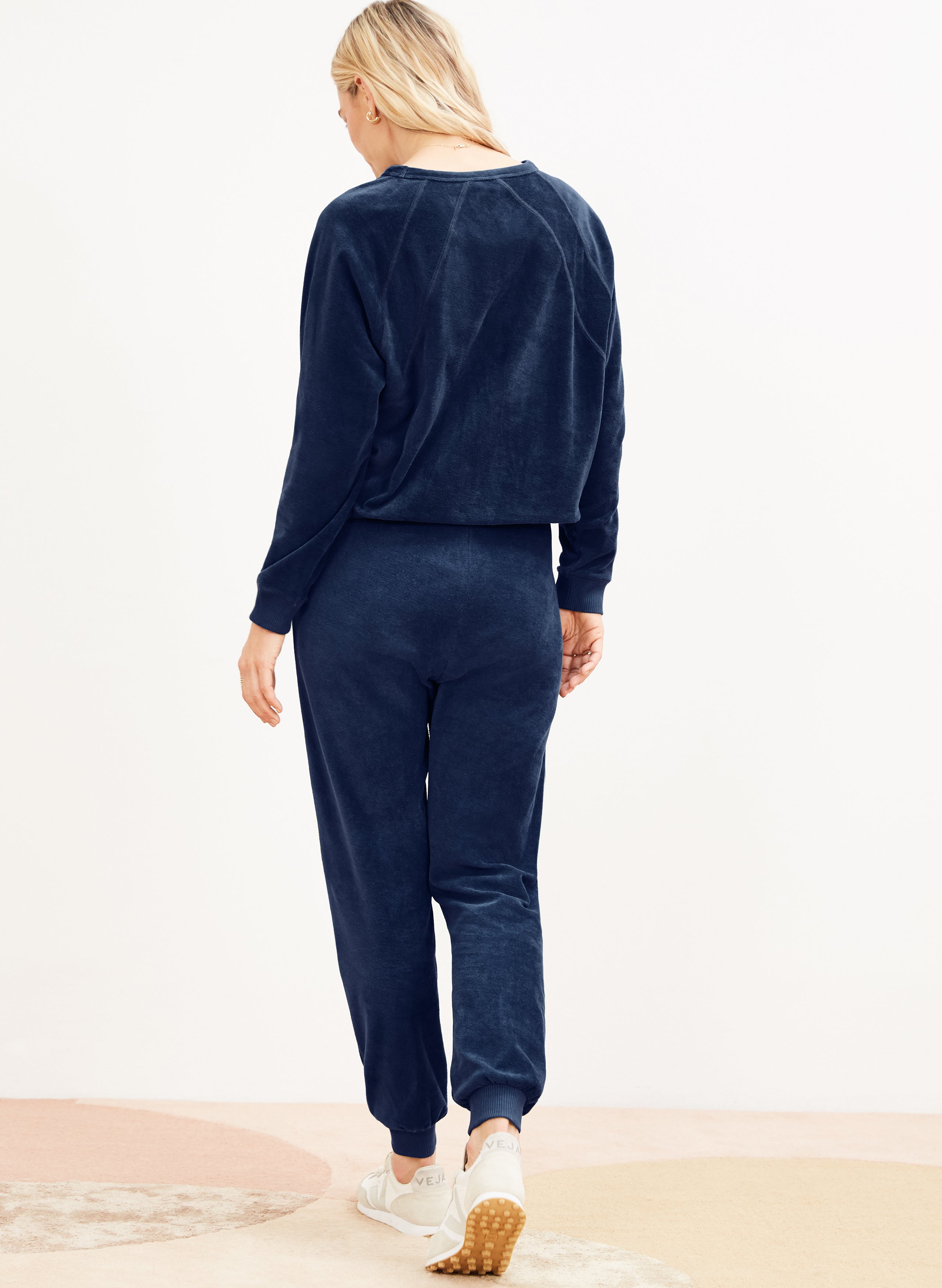Siobahn Velour Organic Sweatshirt for Women - Soft Eco-Friendly Pullover Hoodie - Perfect for Casual Wear, Yoga & Lounge