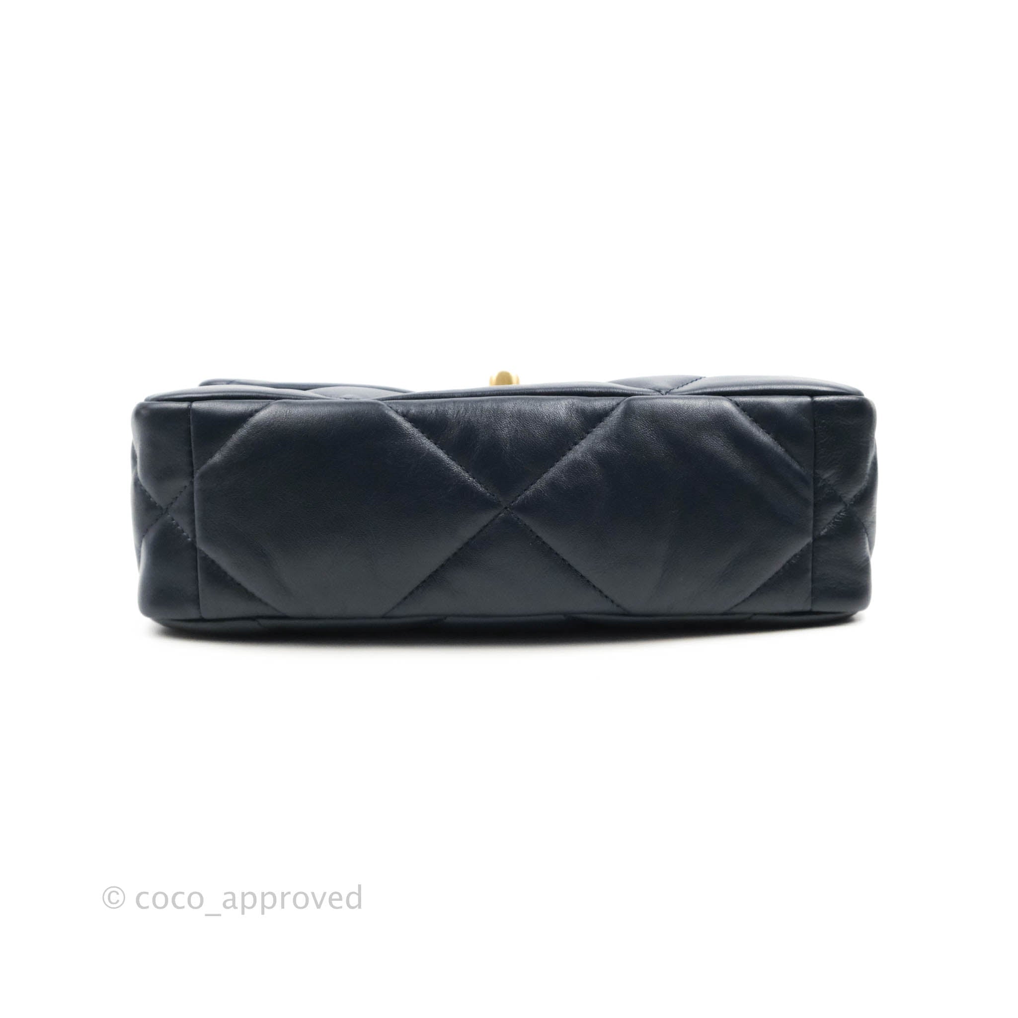Chanel 19 Small Flap Bag in Navy Blue with Mixed Hardware - Luxury Shoulder Bag for Women, Perfect for Everyday Use & Special Occasions