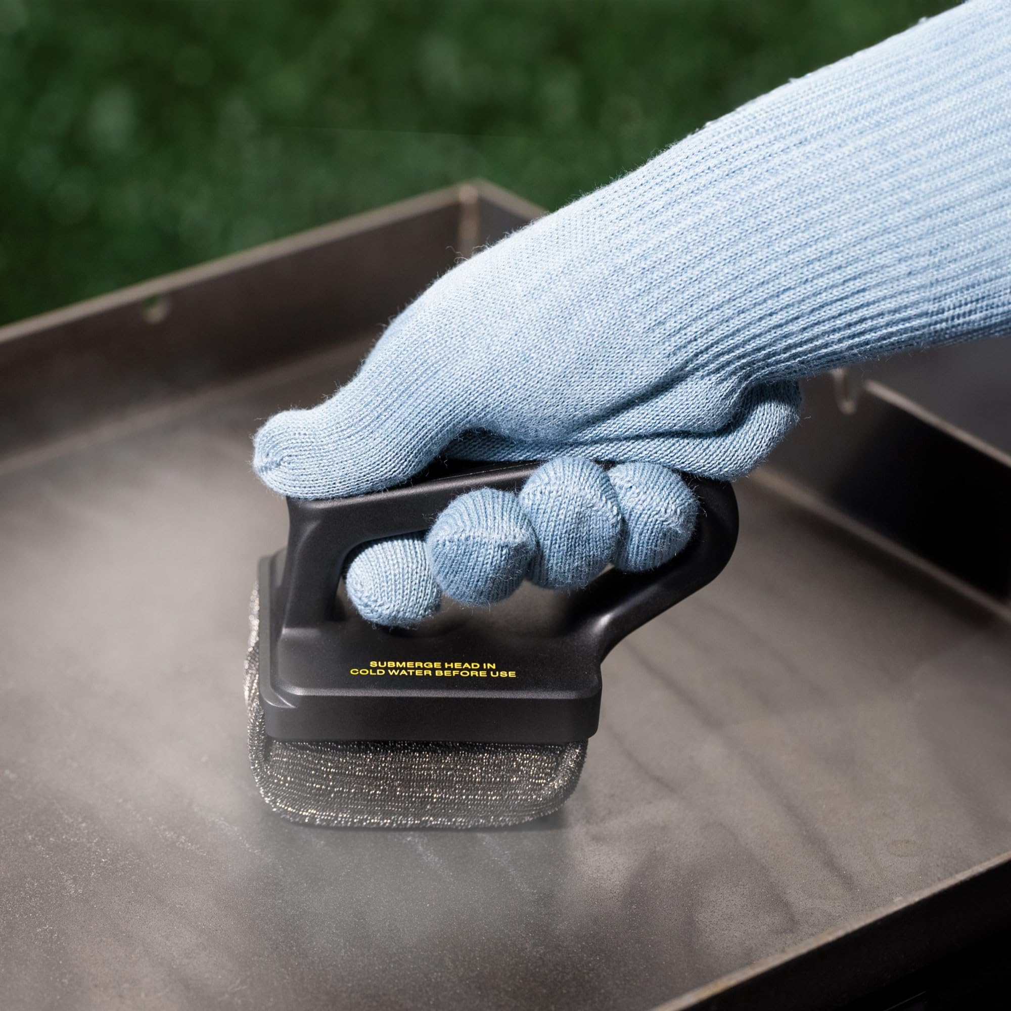 Mr. Bar-B-Q Bristle-Free XL Steam Clean Grill Brush - Heavy Duty BBQ Cleaning Tool with Scrub Daddy Technology for Gas, Charcoal & Electric Grills - Perfect for Backyard BBQs, Camping & Outdoor Cooking